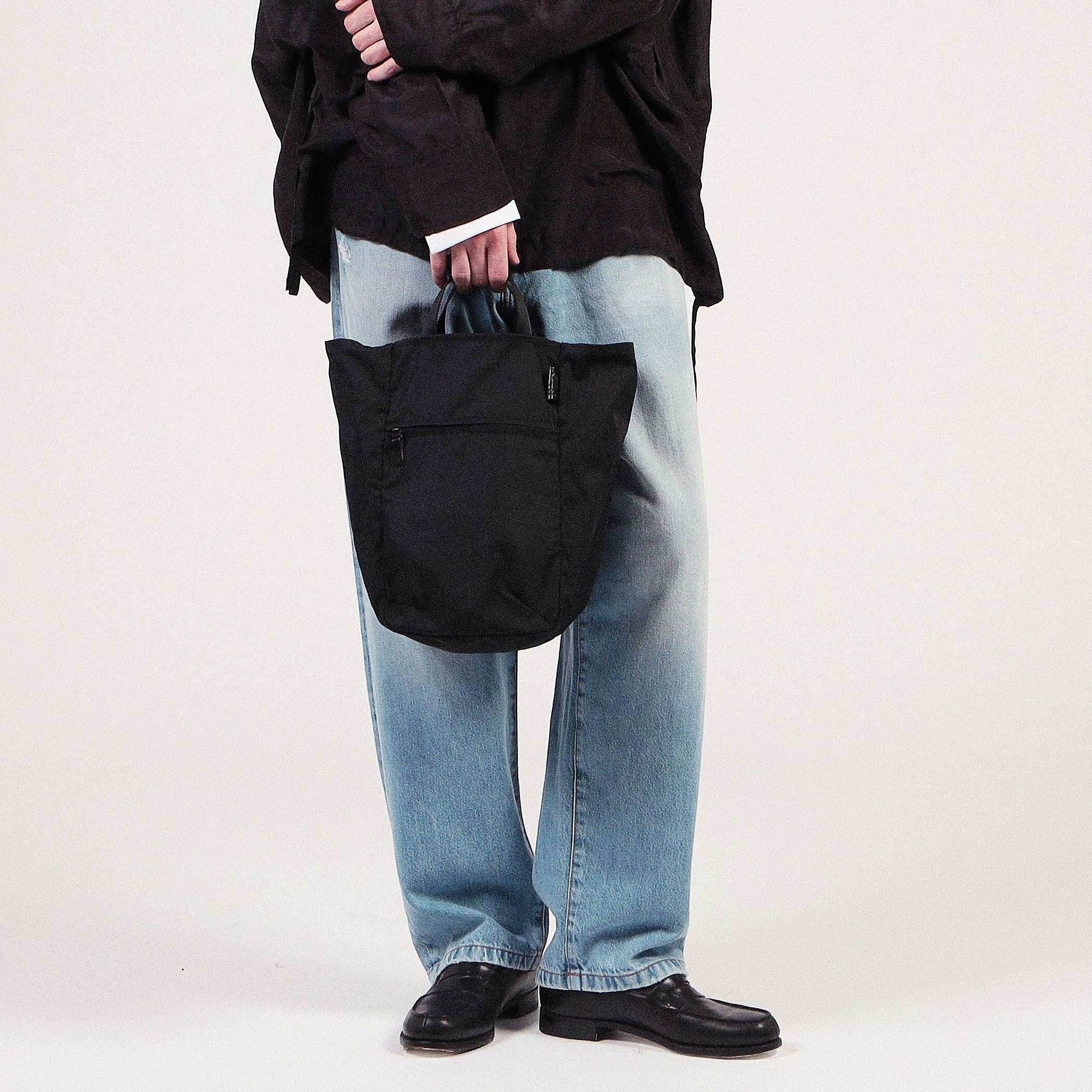 AMIACALVA Gabardine Zippy Tote M バッグ|トゥモローランド AMIACALVA Gabardine Zippy Tote M バッグ|トゥモローランド