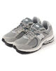 New Balance M2002R スニーカー