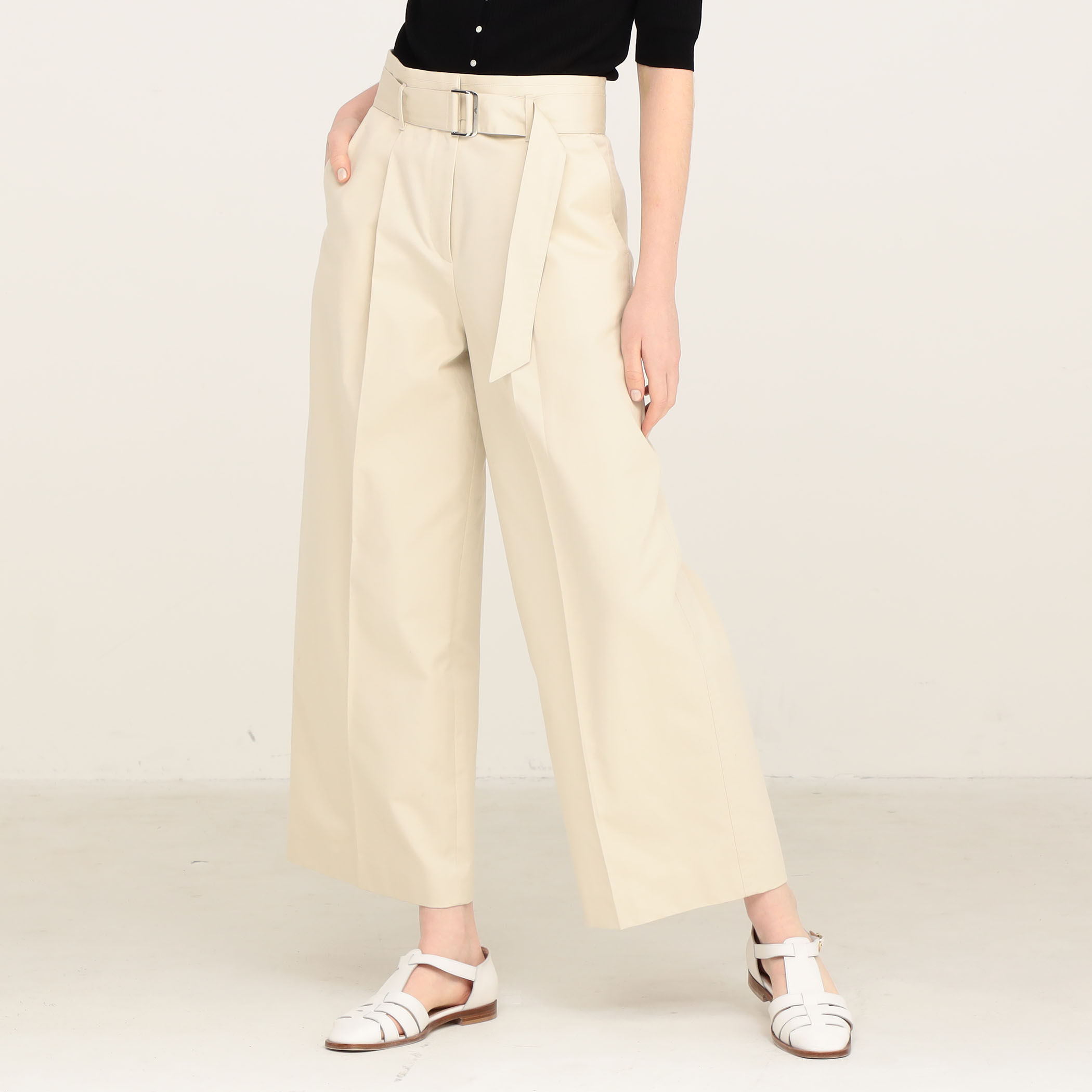 ハイカウントコットンチノ ベルテッドパンツ｜トゥモローランド
