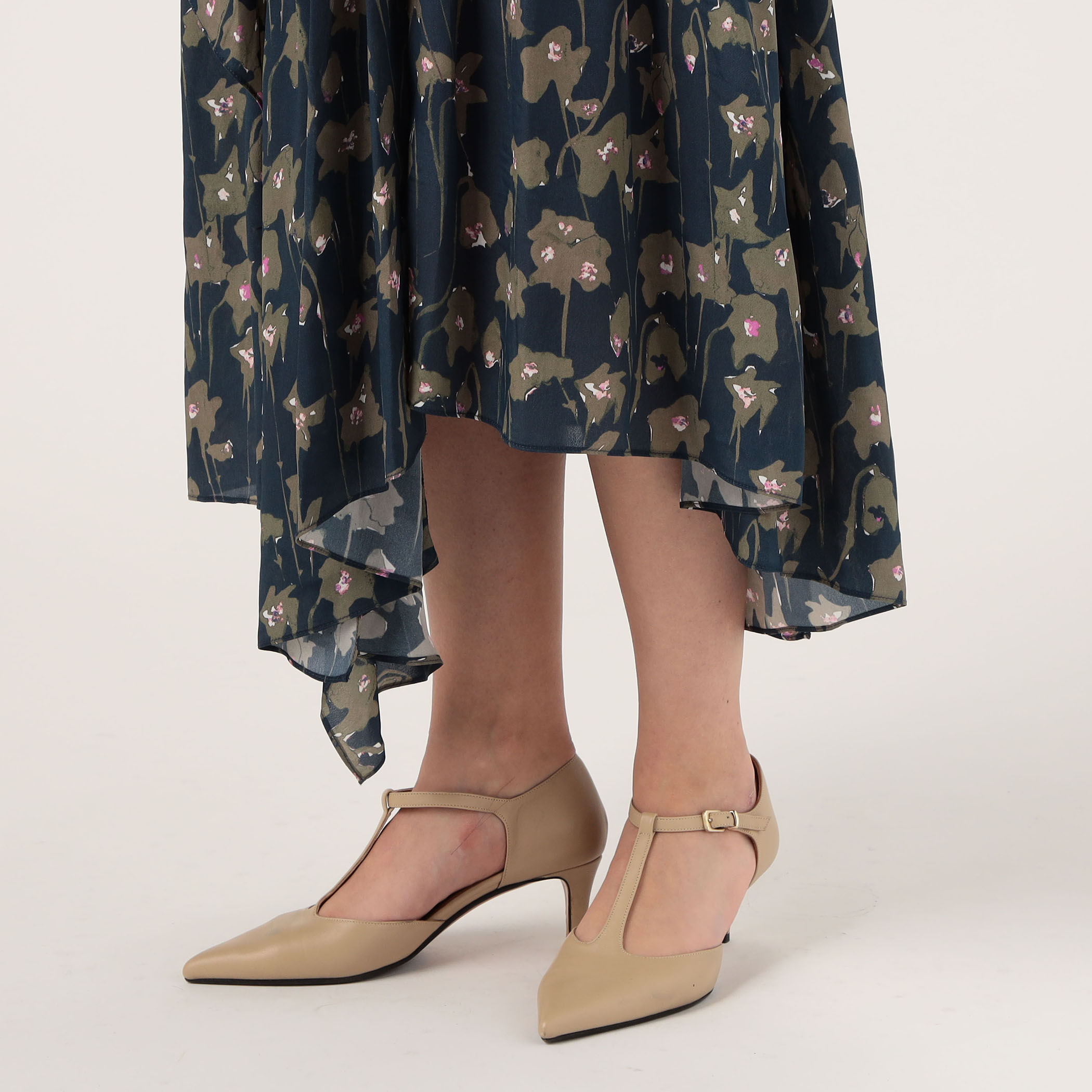 別注】Christian Wijnants DARSI ワンピース｜トゥモローランド 公式通販