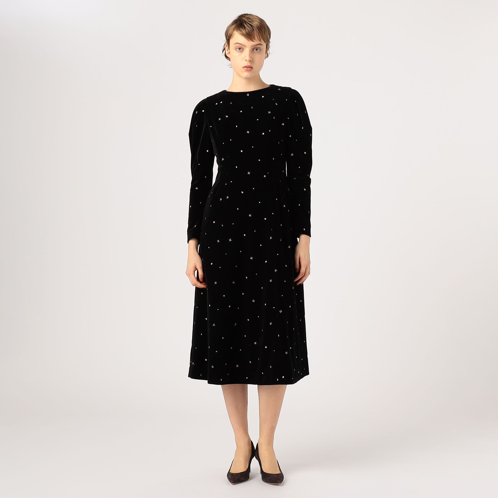 BALLSEY（ボールジィ）の「ベルベット クルーネックワンピース（ワンピース）」 - WEAR