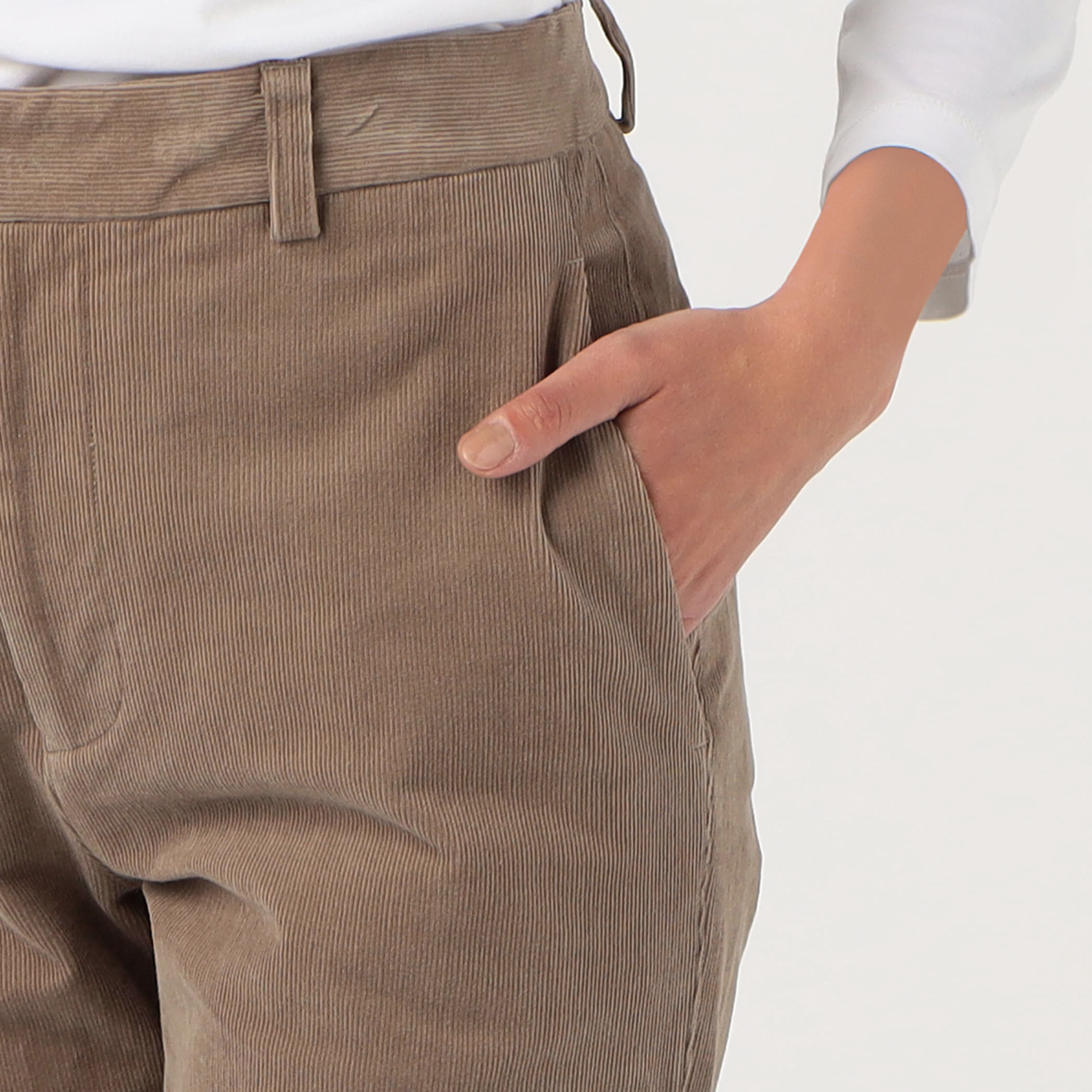 ストレッチコーデュロイ スリムパンツ｜トゥモローランド 公式通販