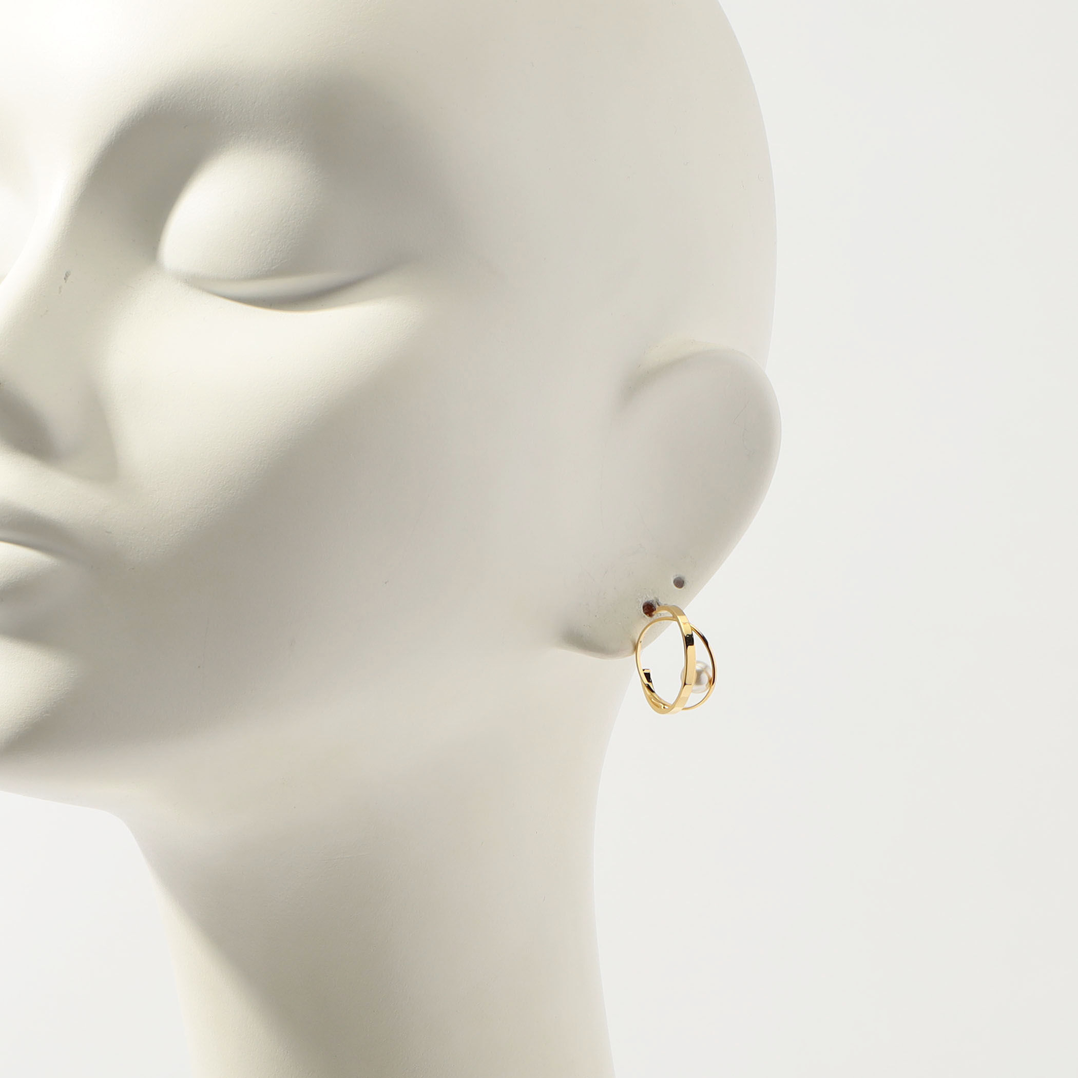 別注】januka×TOMORROWLAND ダブルフープ パールピアス
