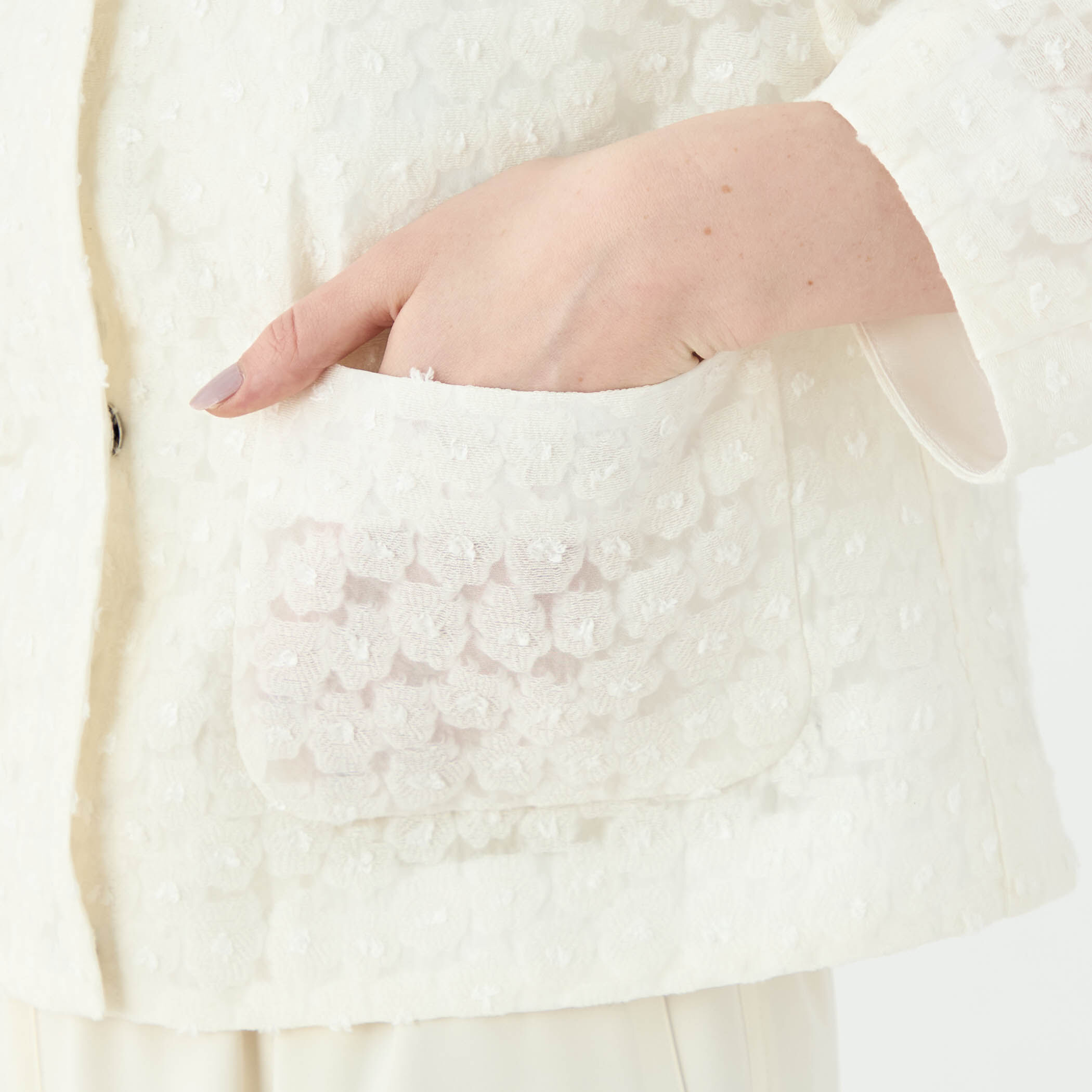 Ballsey トゥモローランド　アリッサムカットジャカード バレルヘムブラウス アリッサムカットジャカード バレルヘムブラウス｜トゥモローランド