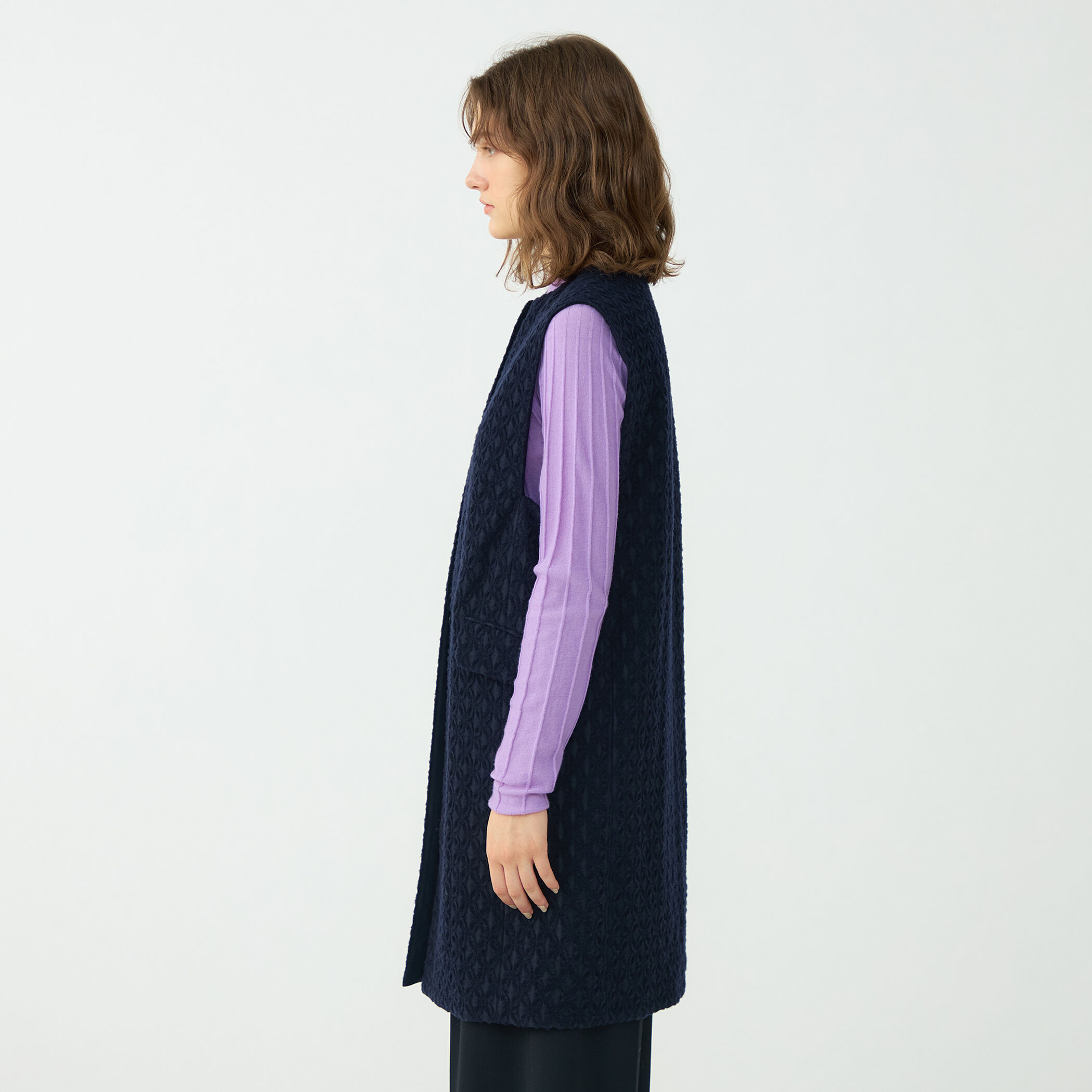 モールヤーンジャカード クルーネックジレ｜トゥモローランド 公式通販