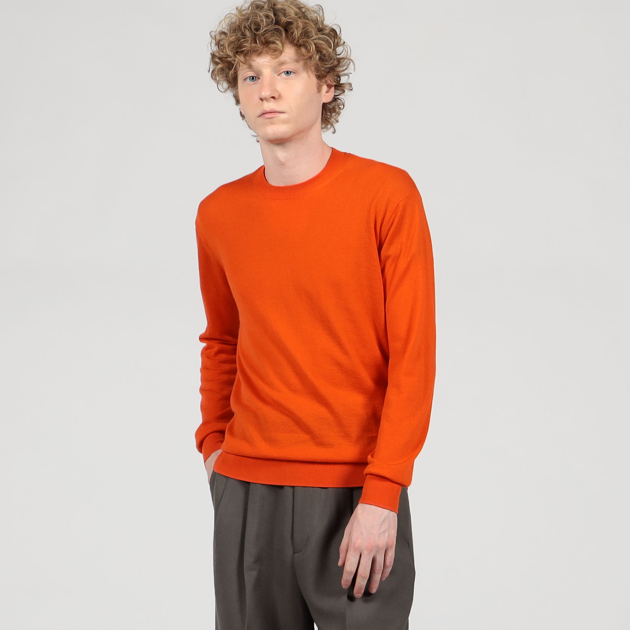 TOMORROWLAND tricot カシミヤ クルーネックプルオーバー