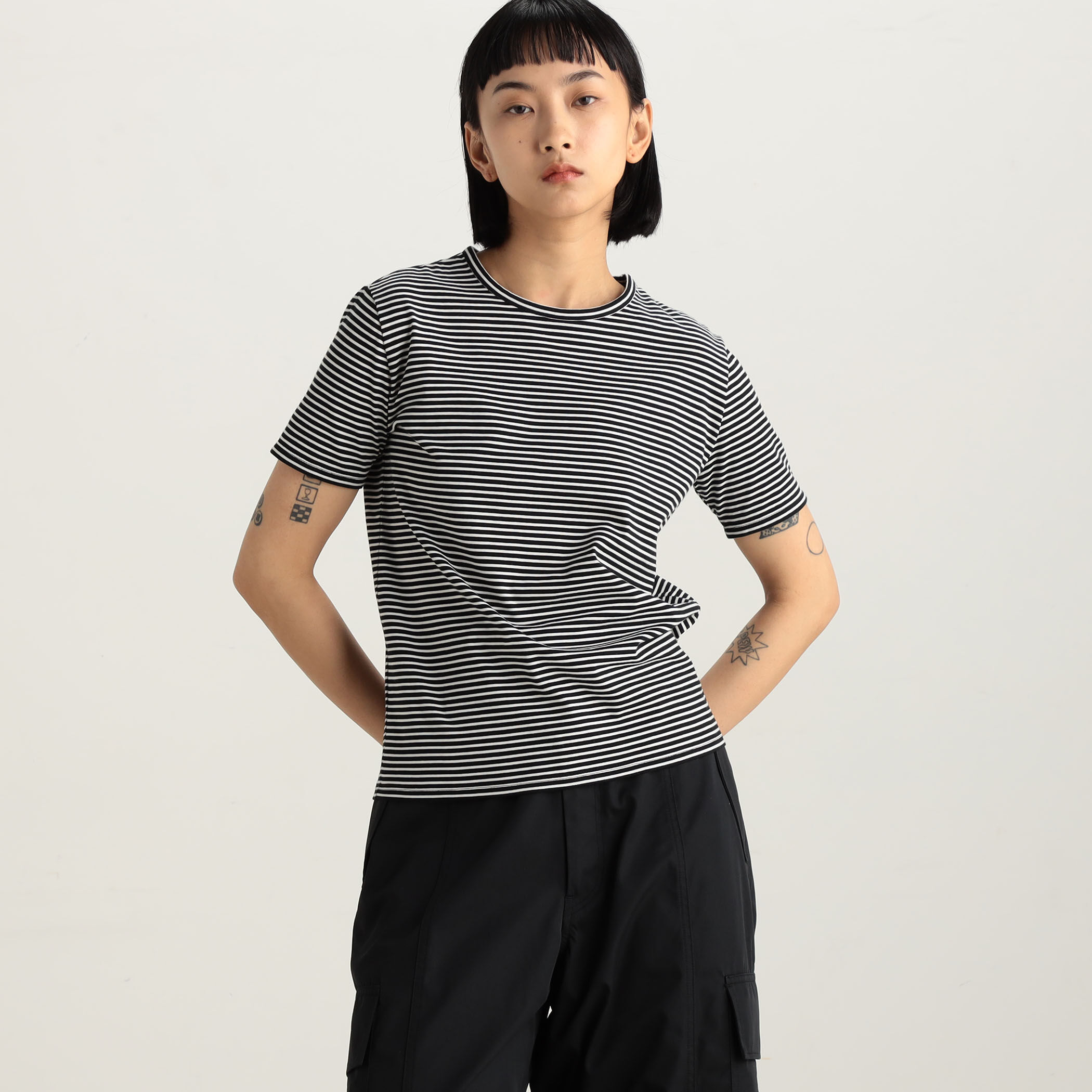 【EDITION】ボーダー ハーフスリーブカットソー ボーダー ハーフスリーブカットソー｜トゥモローランド 公式通販