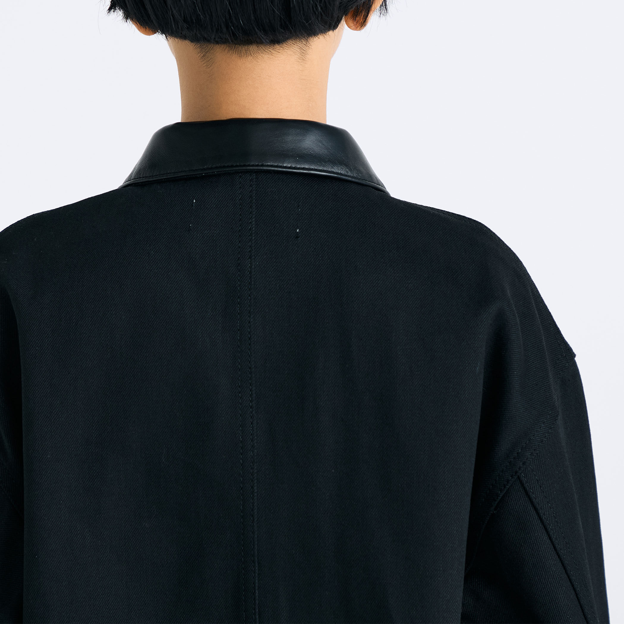 カットオフ ブラックデニム カバーオール｜トゥモローランド 公式サイト