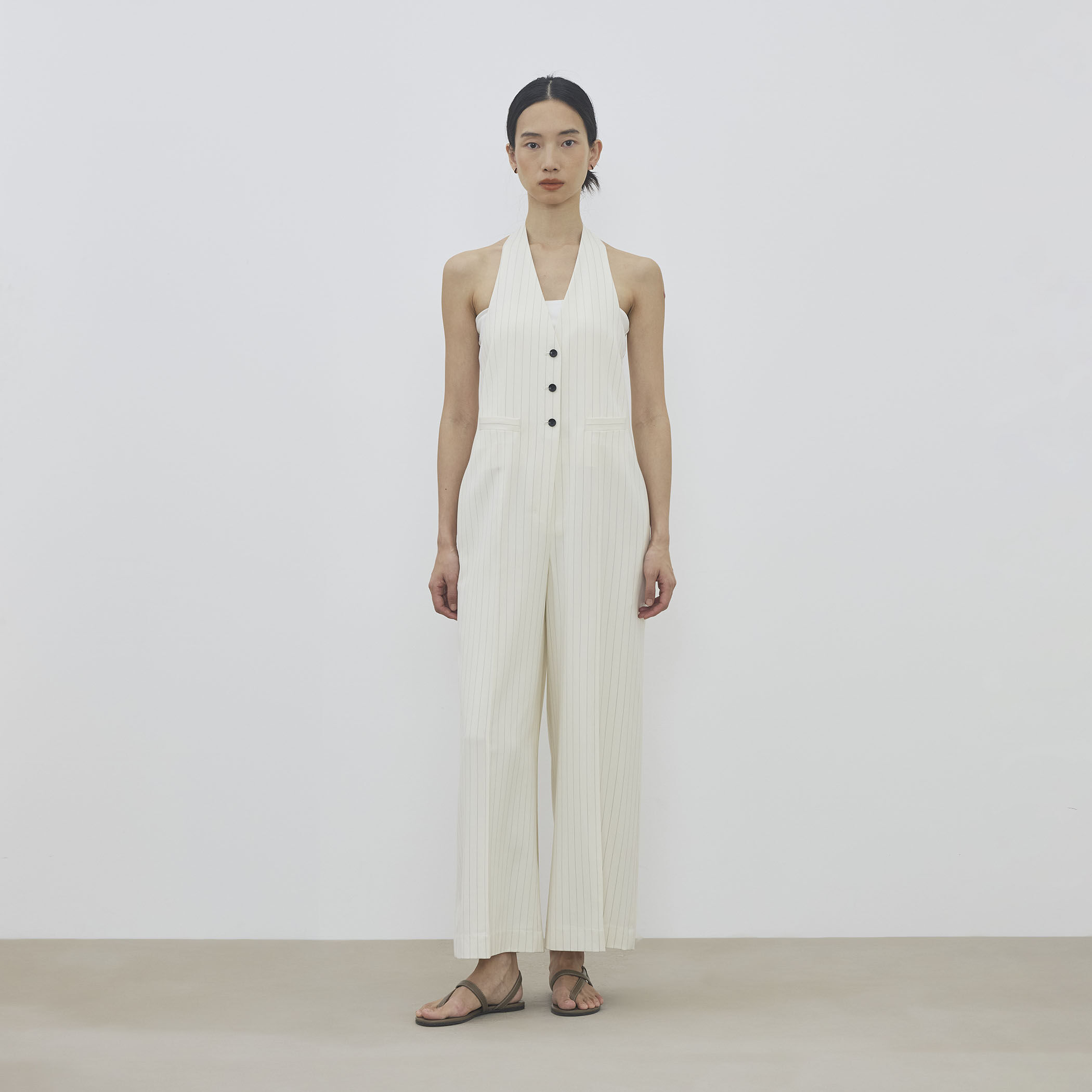 ウールドスキン ホルターネックジャンプスーツ｜トゥモローランド 公式通販