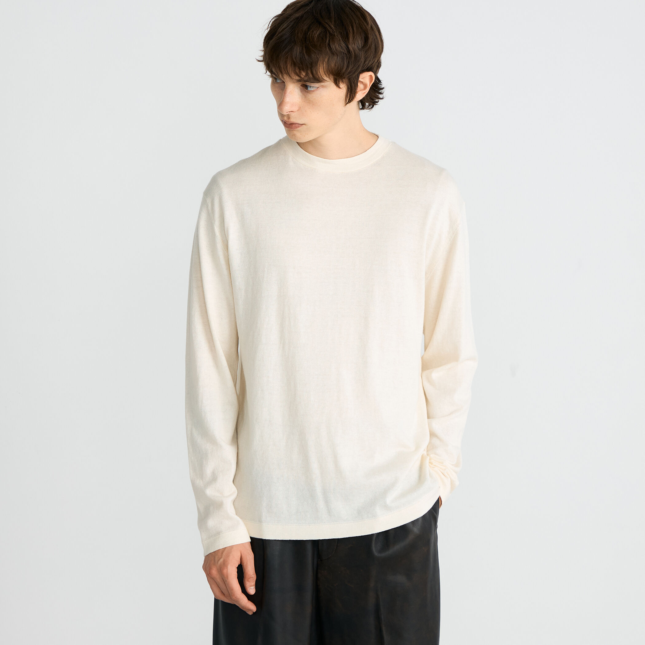 コットンカシミヤ クルーネックロングスリーブニット