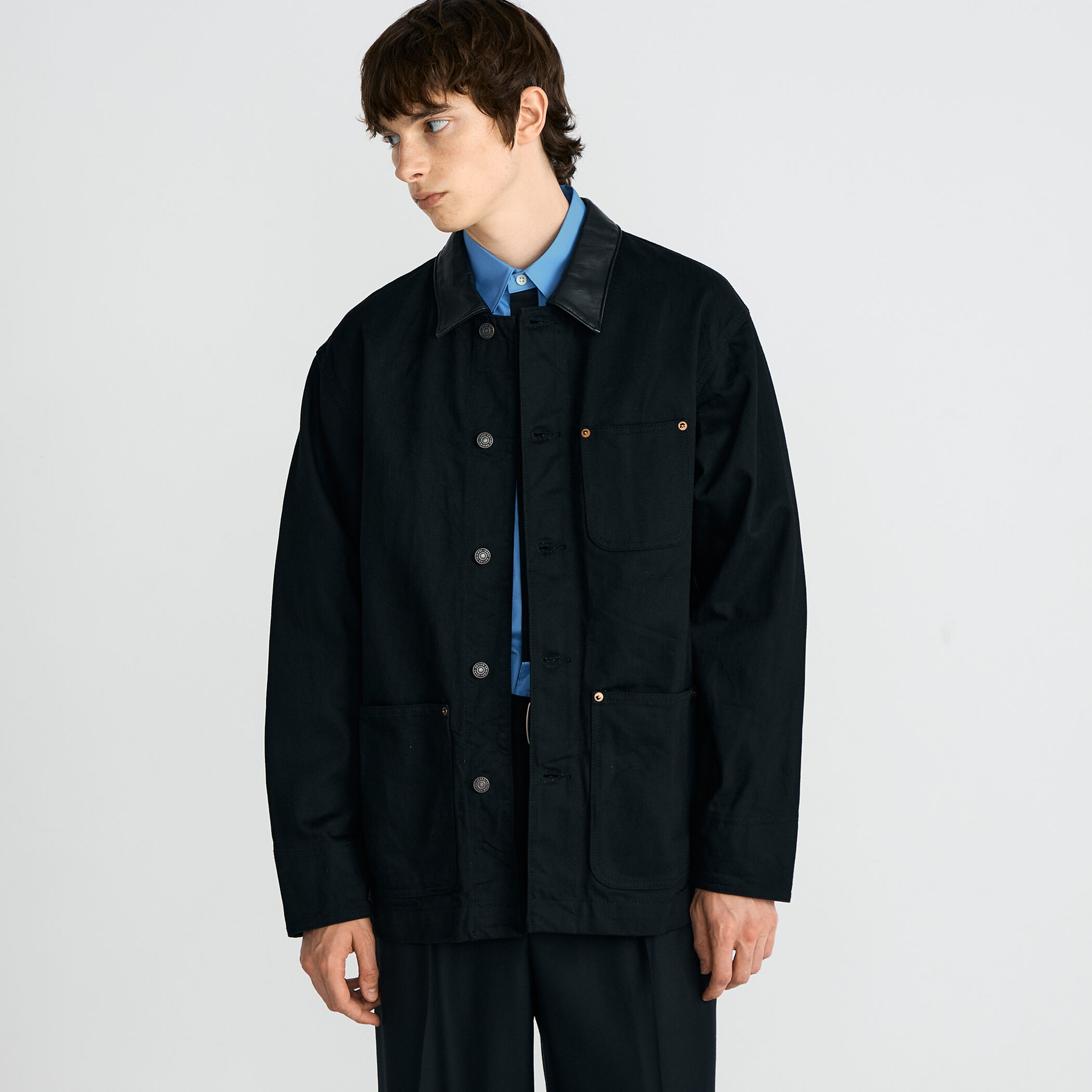 ブラックデニム レザーカラーカバーオール｜トゥモローランド 公式通販