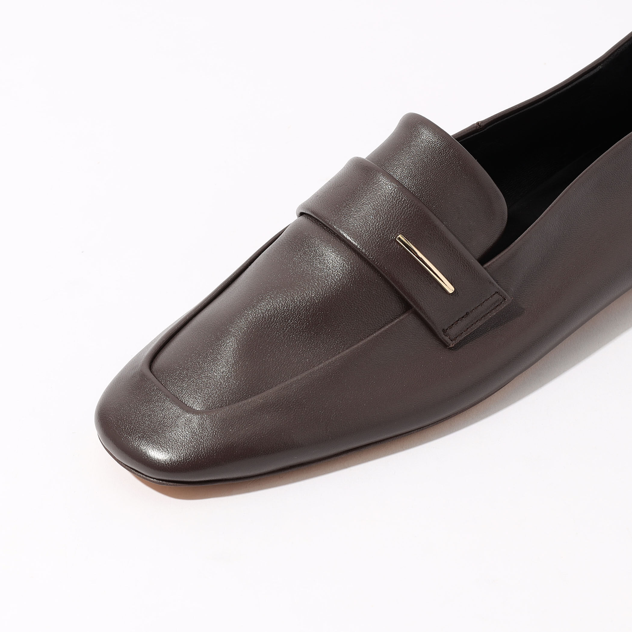 TOMORROWLANDフラットシューズ ブラック HENRI EN VARGO 別注】HENRI EN VARGO ANOUK ローファー シューズ｜トゥモローランド