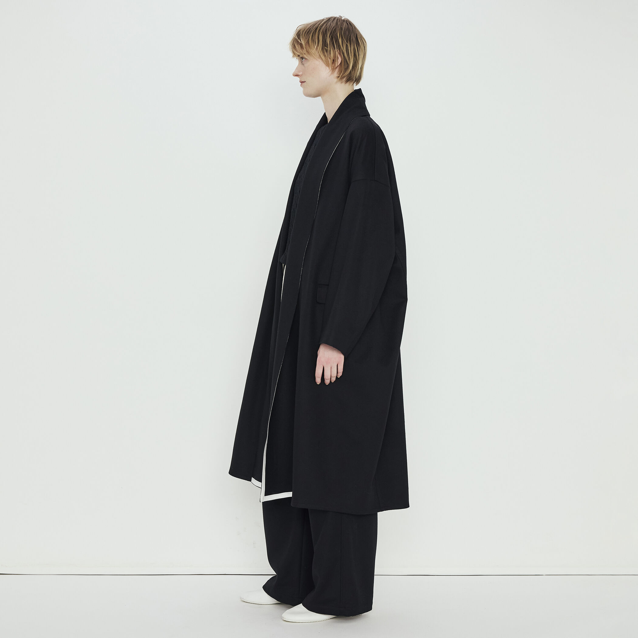 GUILLAUME LEMIEL ブラック ショールカラーピーコート GUILLAUME LEMIEL ブラック ショールカラーピーコート