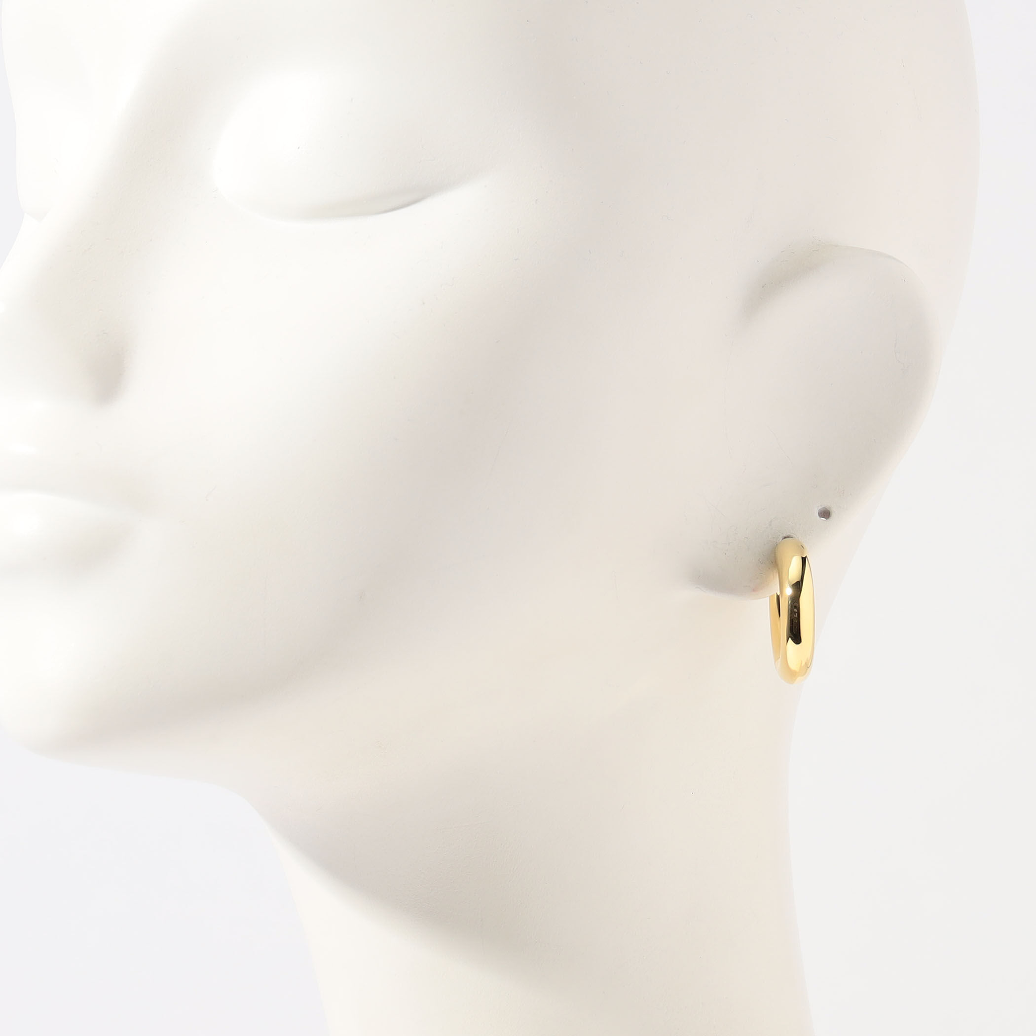 TOM WOOD チャンキーフープピアス｜トゥモローランド 公式サイト