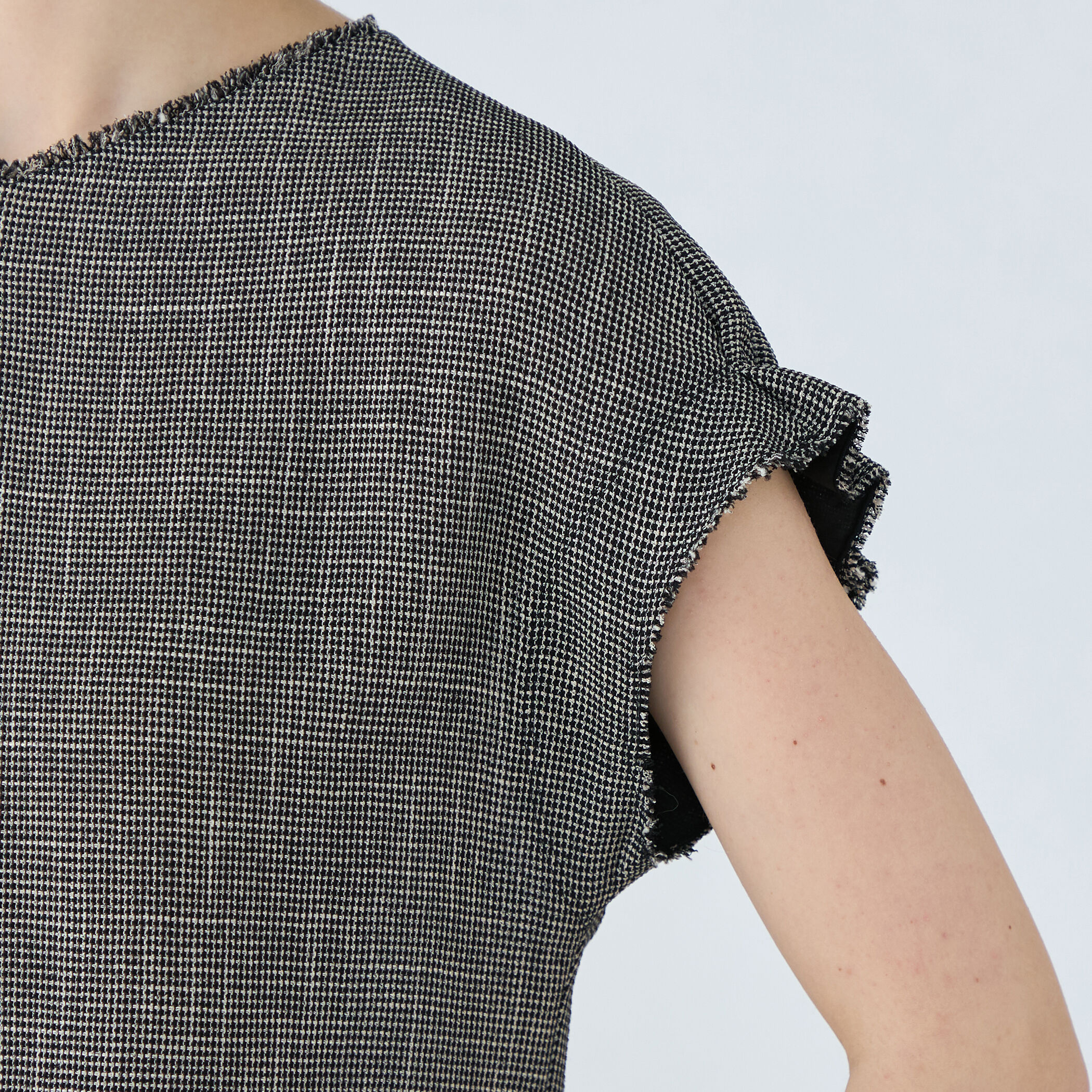 Ballsey ポリエステルレーヨンカラミ タックスリーブブラウス item70244ec2b77011ef93c70242ac