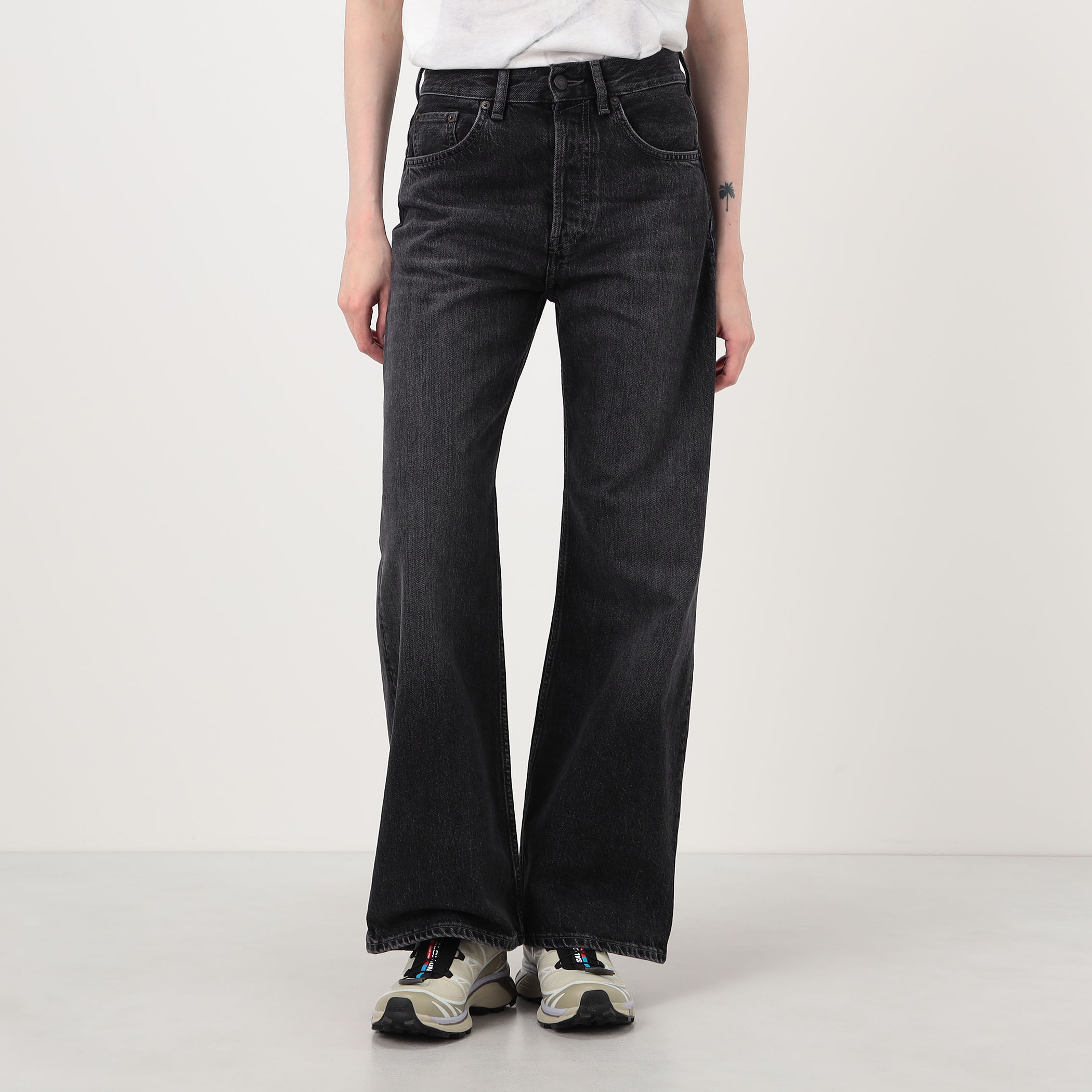 Acne Studios 2021F VINTAGE BLACK ブラックデニムパンツ