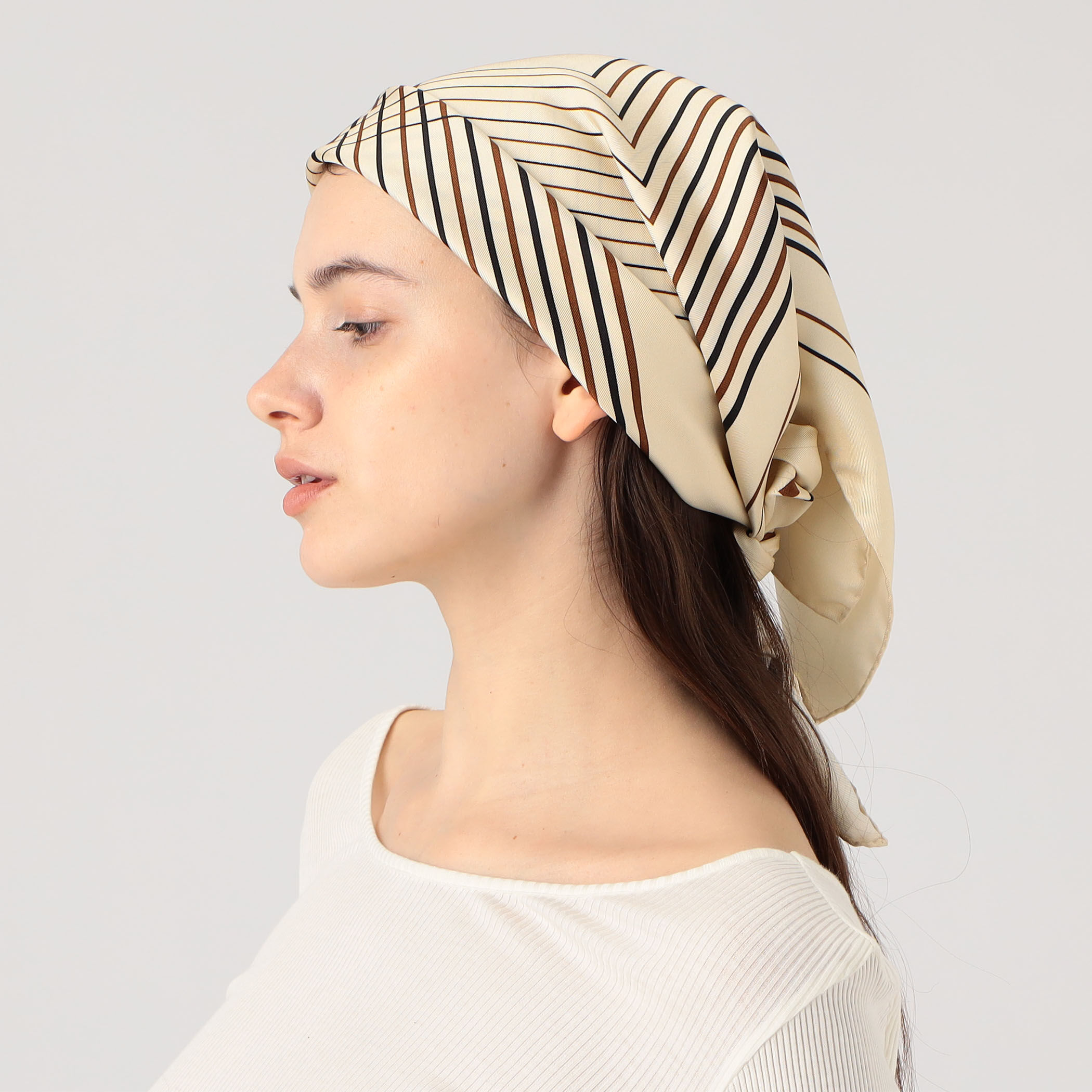 AENEIS MINIMAL ILLUSION スカーフ｜トゥモローランド 公式通販