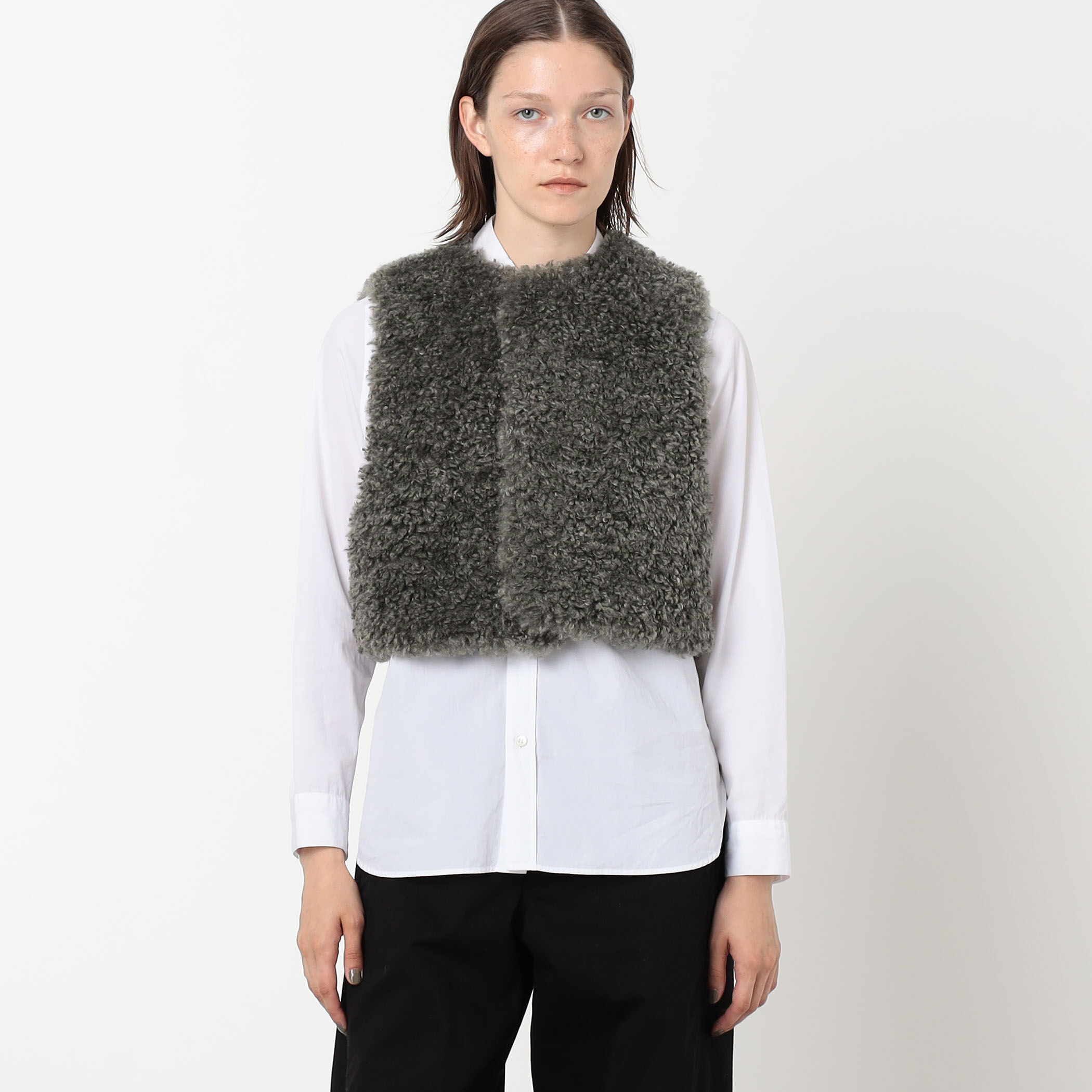 HYKE FAUX SHEARLING CROPPED VEST クロップドベスト