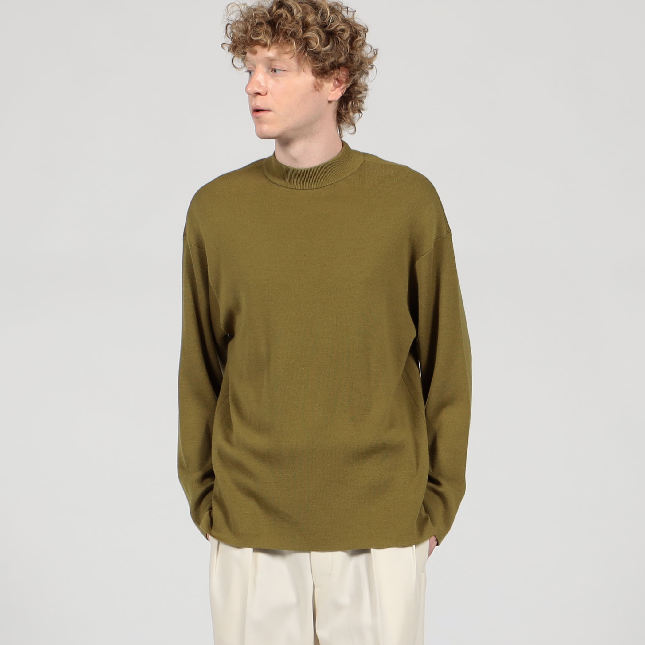 期間限定お値下げ.新品☆トゥモローランドの極上セーター セール】 ウールナイロンミラノリブ クルーネックプルオーバー