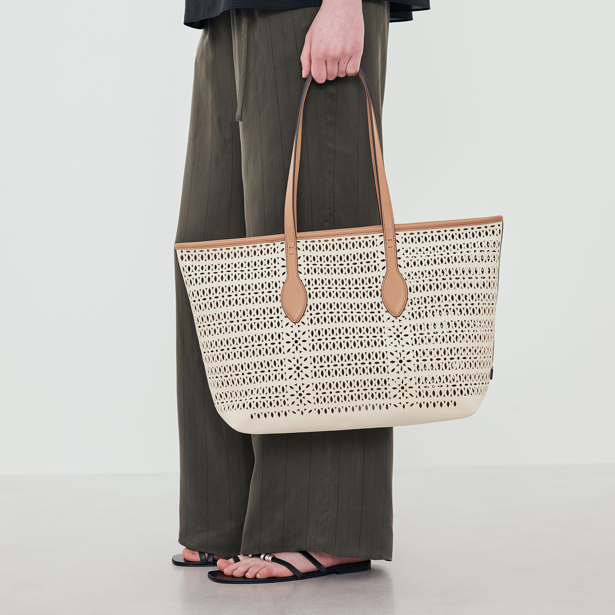 GIANNI CHIARINI MASHUP トートバッグ｜トゥモローランド 公式サイト