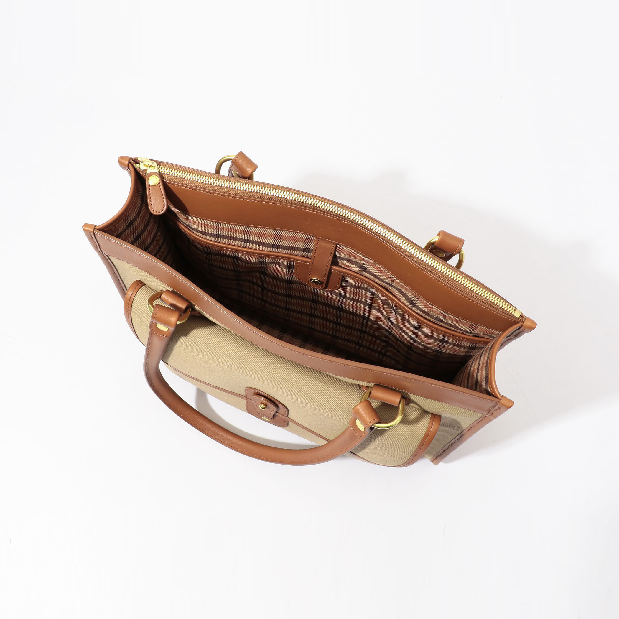 GHURKA RUNABOUT バッグ｜トゥモローランド 公式通販