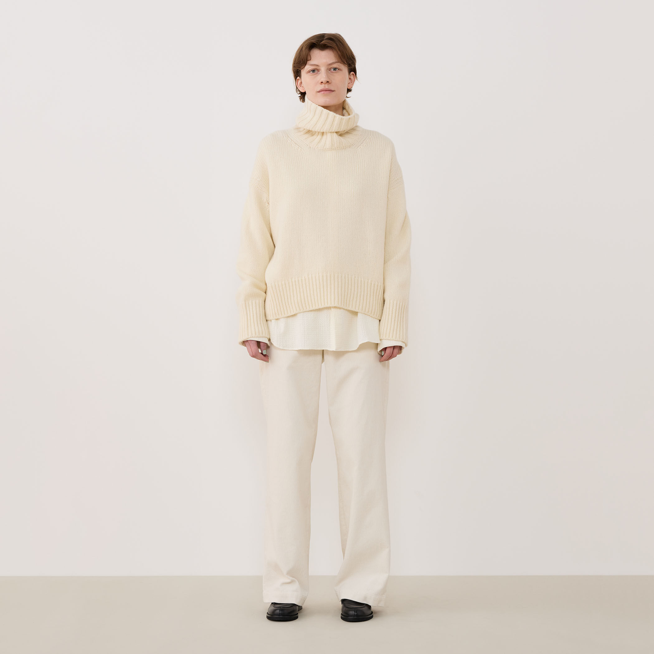 ファインウール タートルネックプルオーバー｜トゥモローランド 公式通販