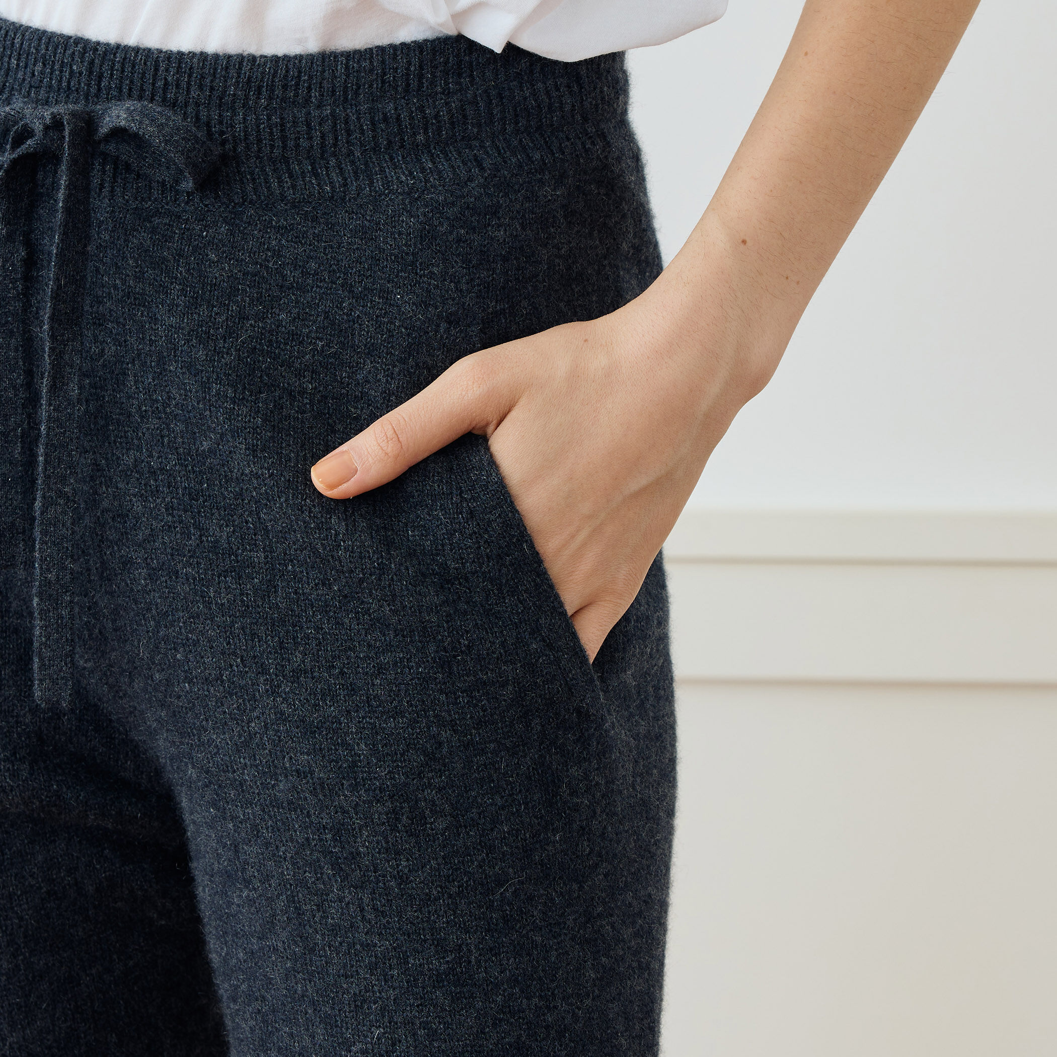 リサイクルカシミヤ トラックパンツ WRBC1047｜トゥモローランド 公式通販