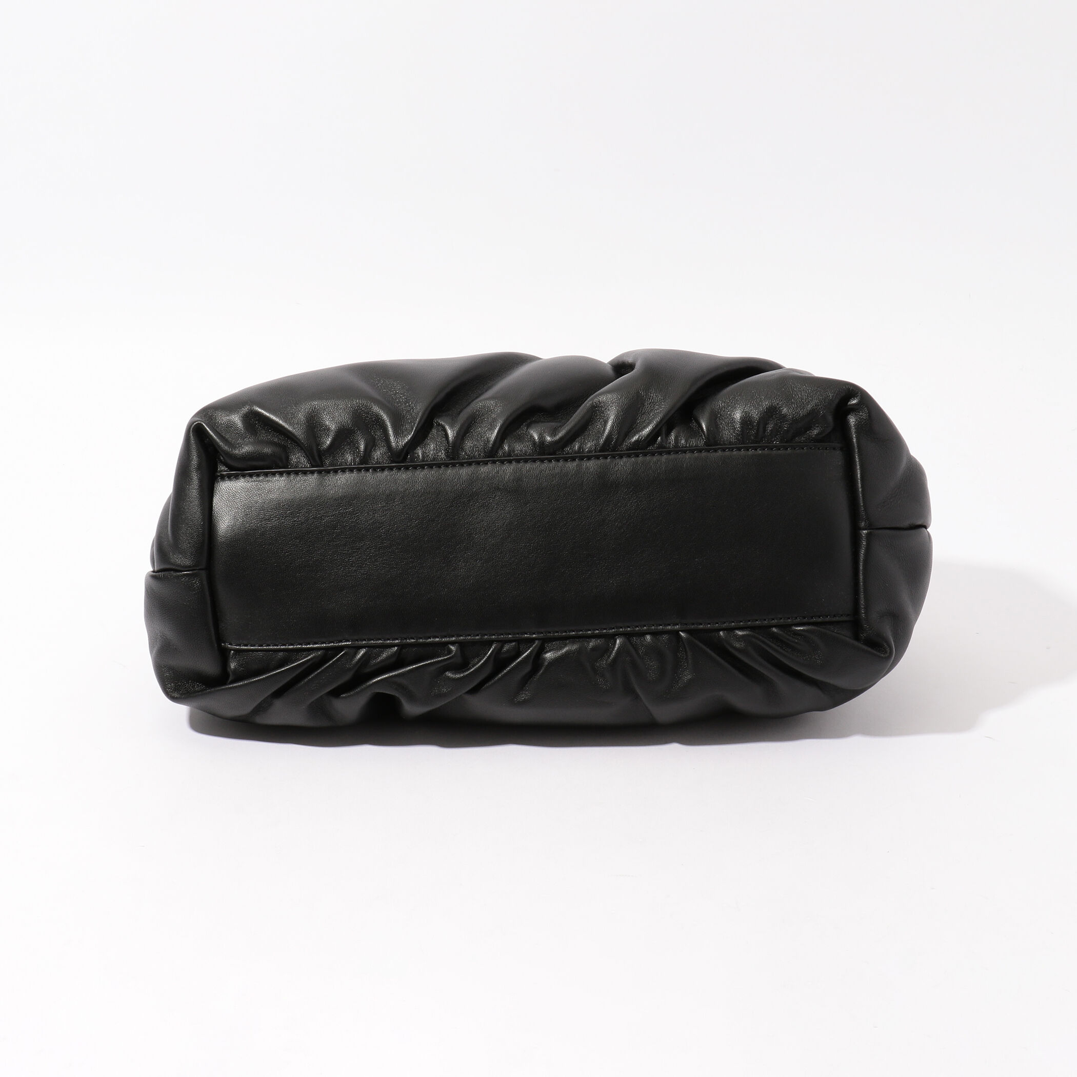 ZANCHETTI AMLETO HANDLE PUFFY バッグ｜トゥモローランド 公式サイト