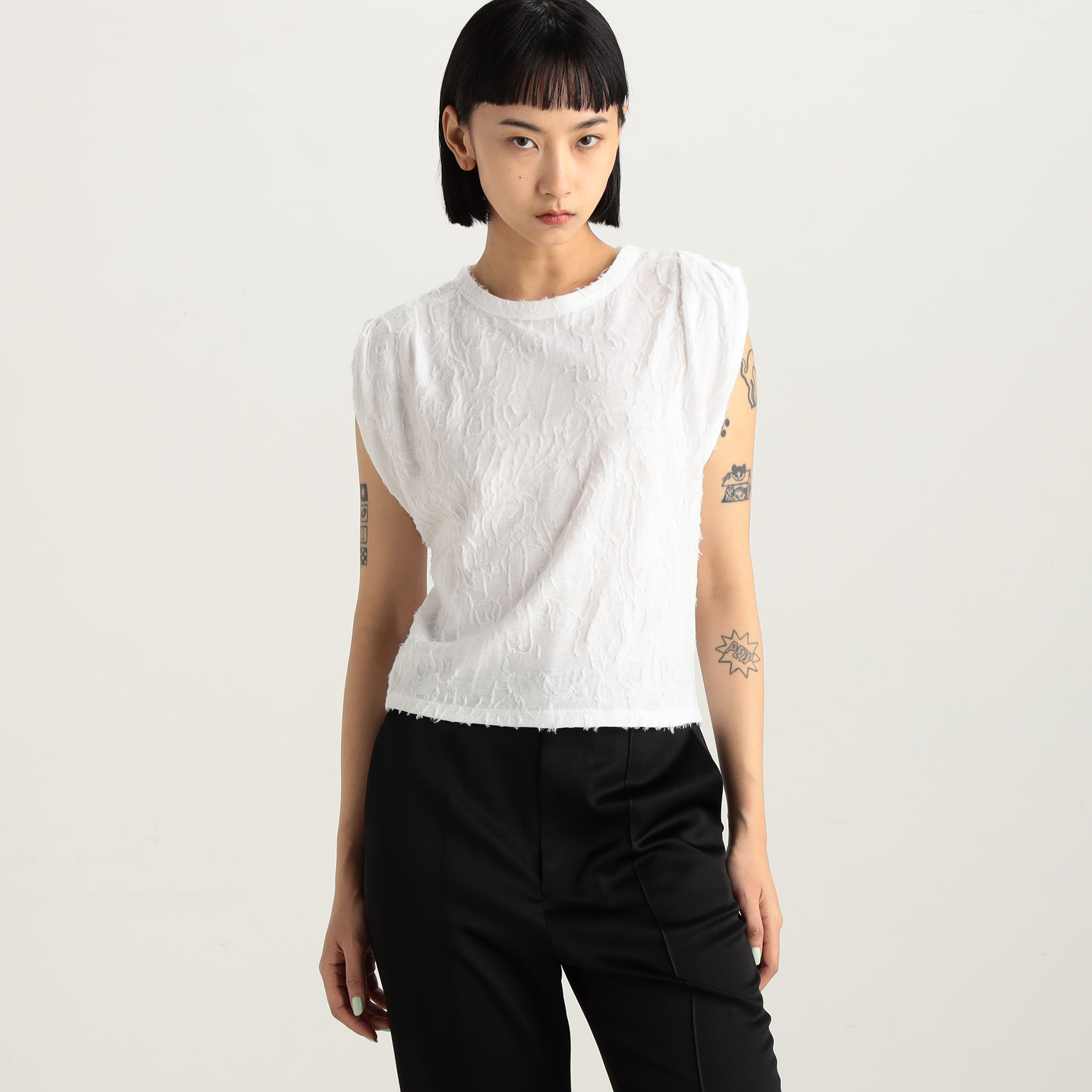 □バックカットジャカード ノースリーブトップス｜トゥモローランド 公式通販