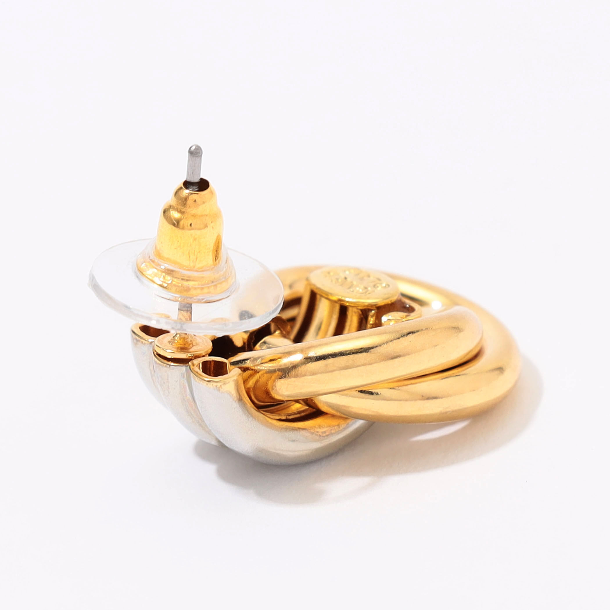 Kenneth Jay Lane S&G knot ピアス｜トゥモローランド 公式サイト