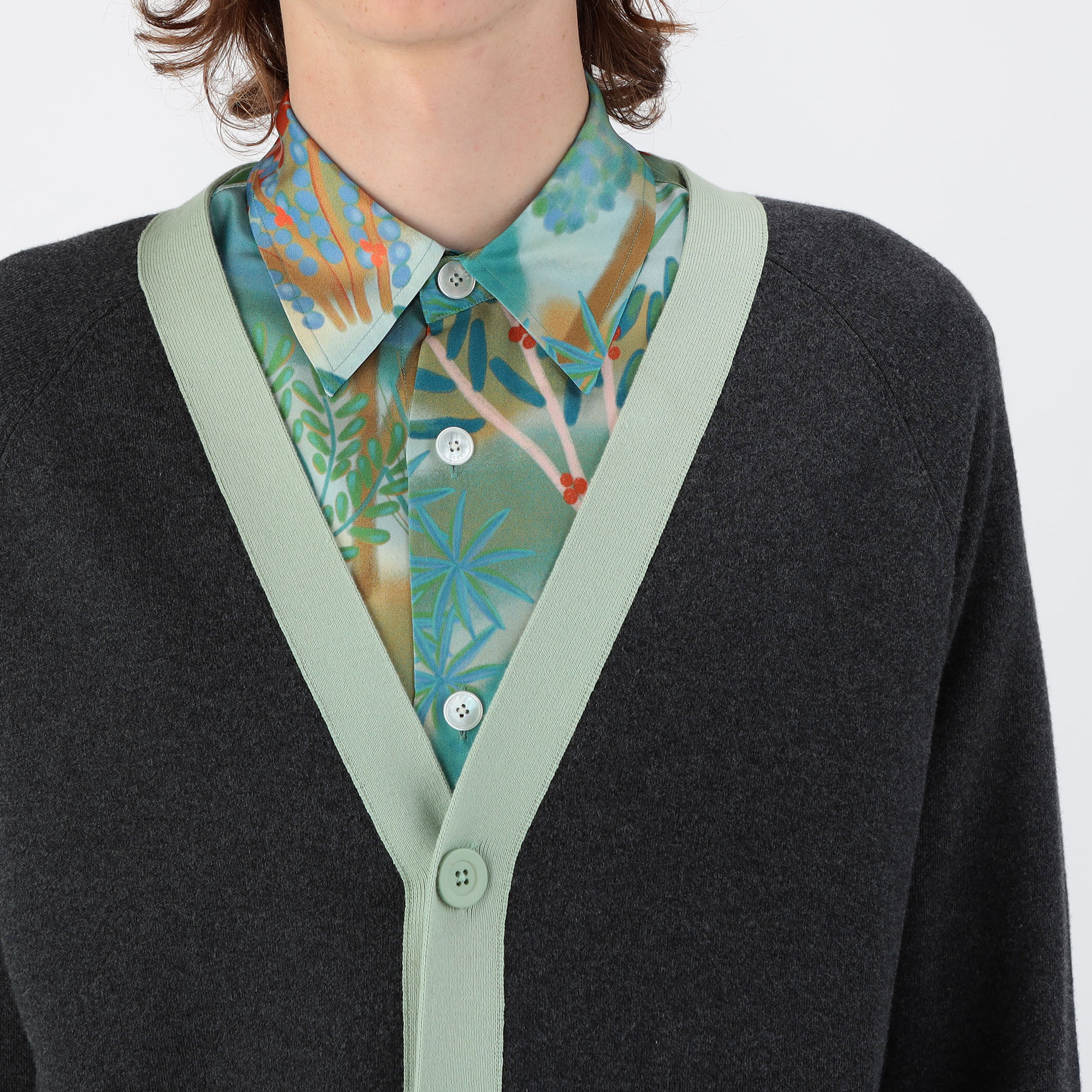 CABaN コットンカシミヤ バイカラーVネックカーディガン　グレー×イエロー CABaN コットンカシミヤ バイカラーVネックカーディガン