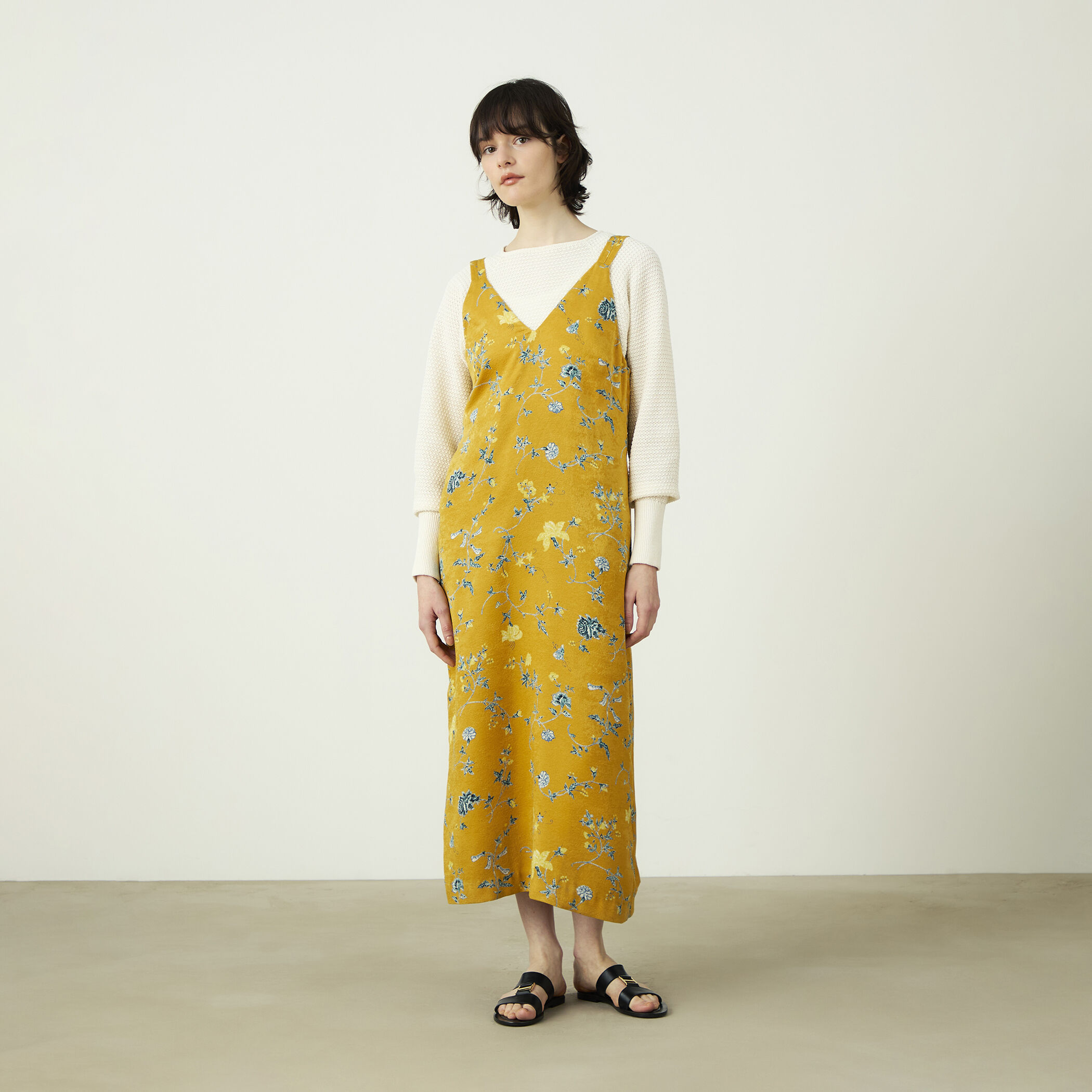 ベルベットサテンプリント キャミソールワンピース｜トゥモローランド