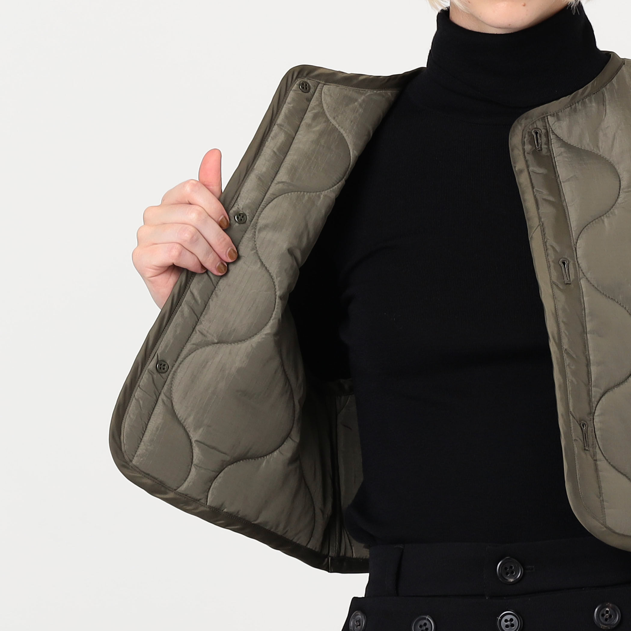HYKE QUILTED CROPPED VEST キルティング クロップドベスト
