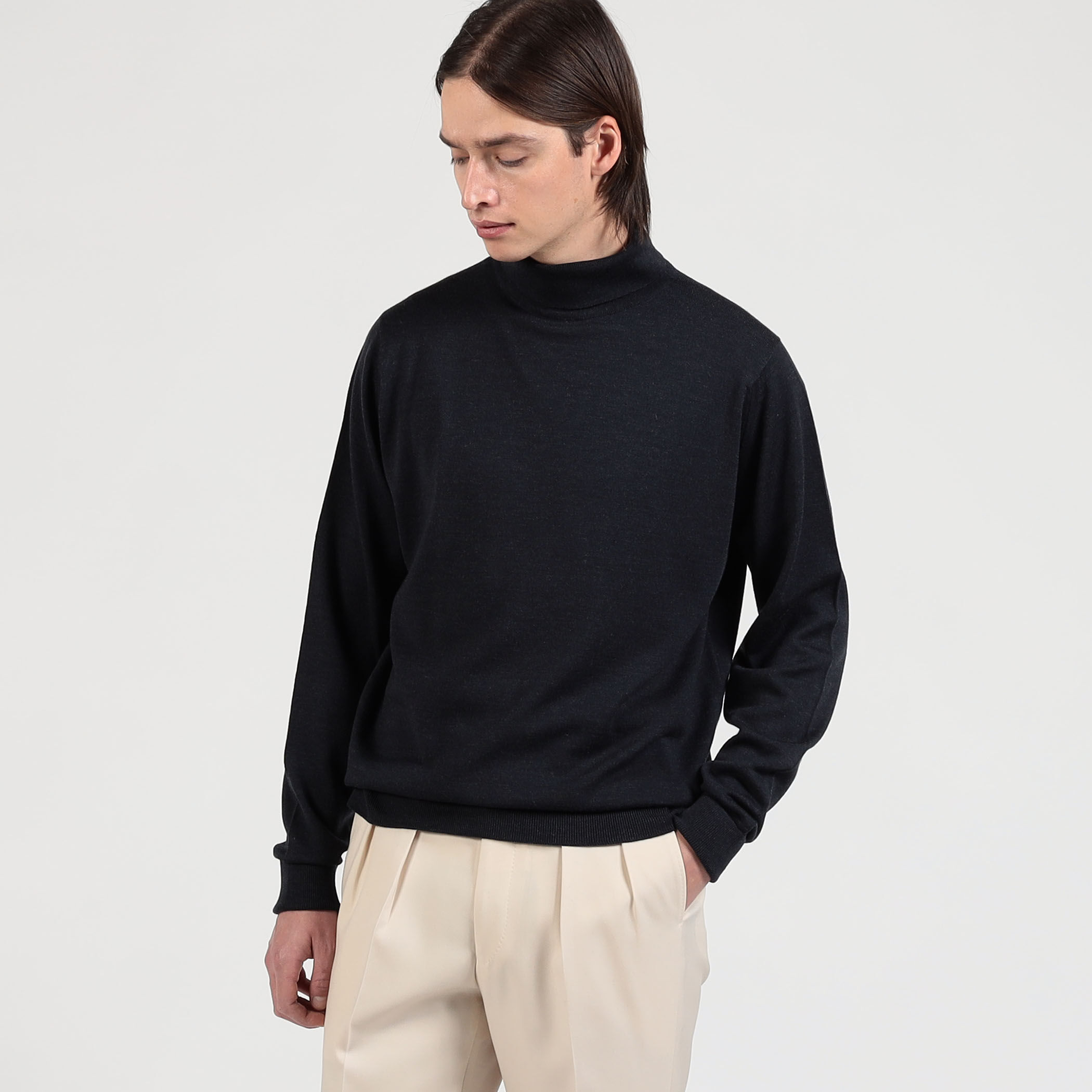 JOHN SMEDLEY 24G タートルネックプルオーバー｜トゥモローランド 公式通販