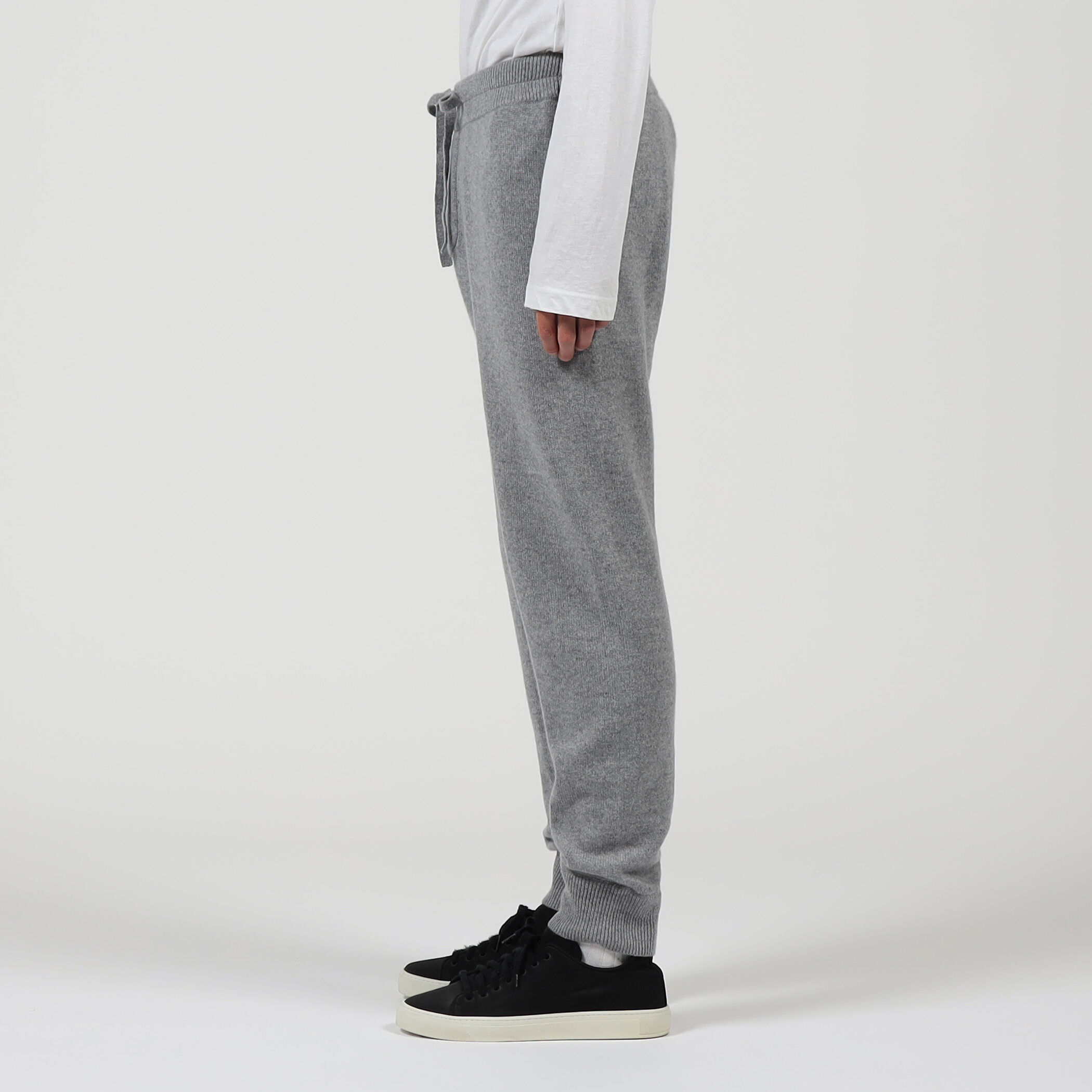 リサイクルカシミヤ トラックパンツ MRBC1392｜トゥモローランド 公式通販