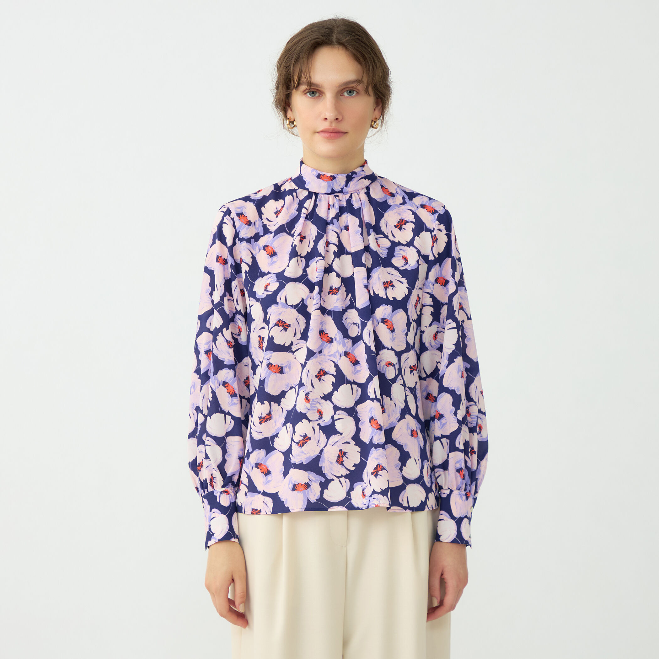 フェザリーフラワープリント ボウタイブラウス｜トゥモローランド 公式通販