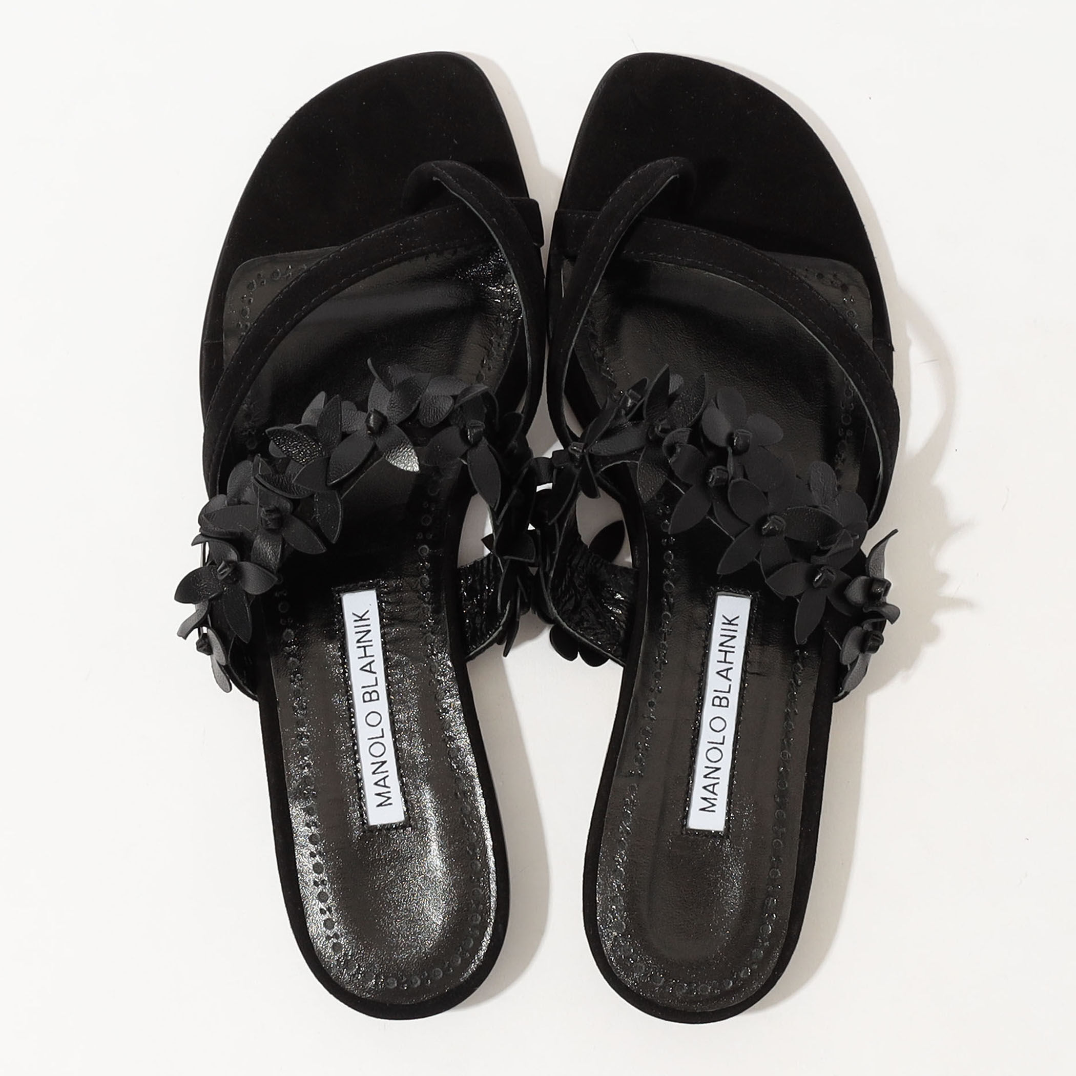 MANOLO BLAHNIK FIOSA フラットサンダル｜トゥモローランド 公式通販