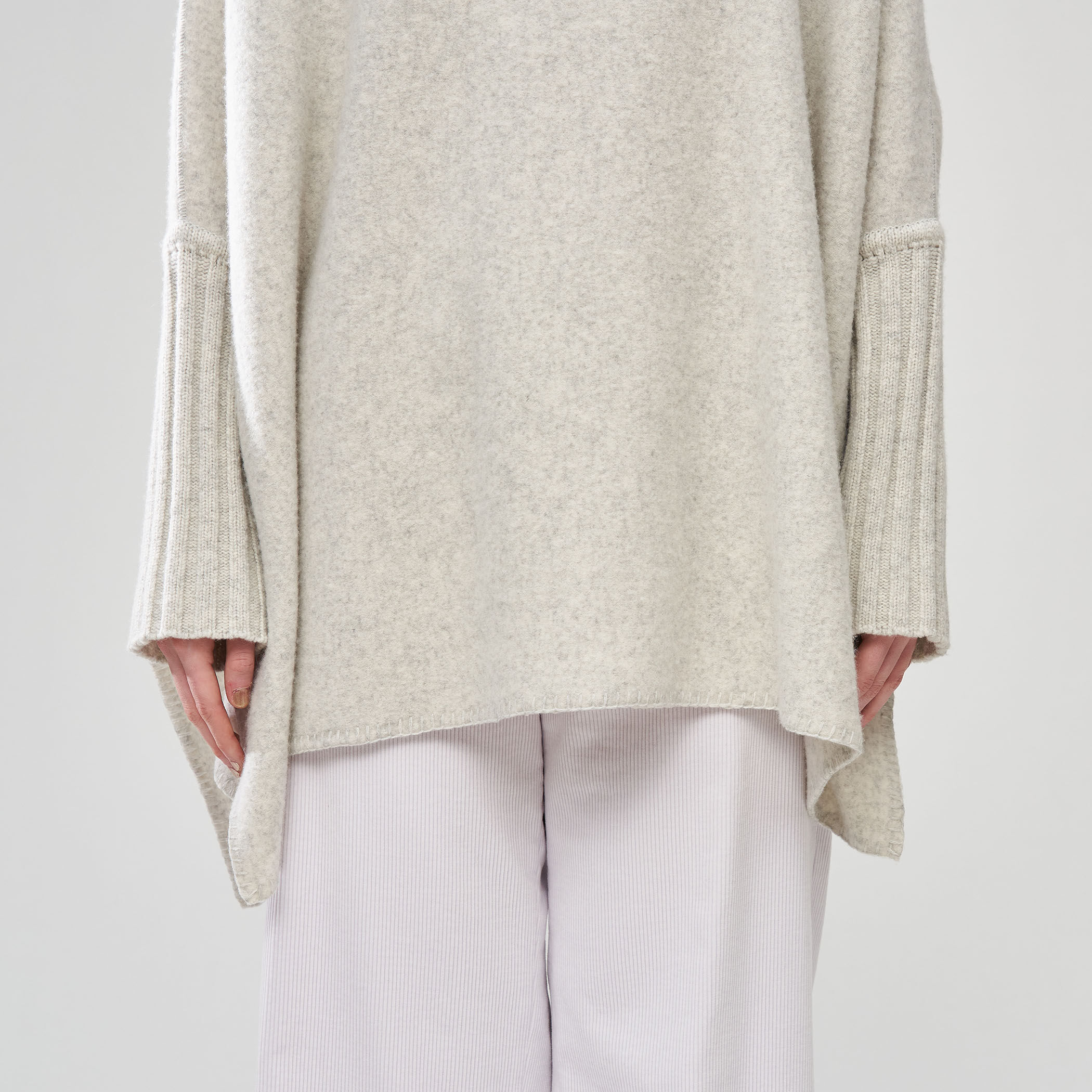 極美品✨22AW ギャルリーヴィー ボイルドニット　タートルネックプルオーバー ボイルドニット タートルネックプルオーバー｜トゥモローランド