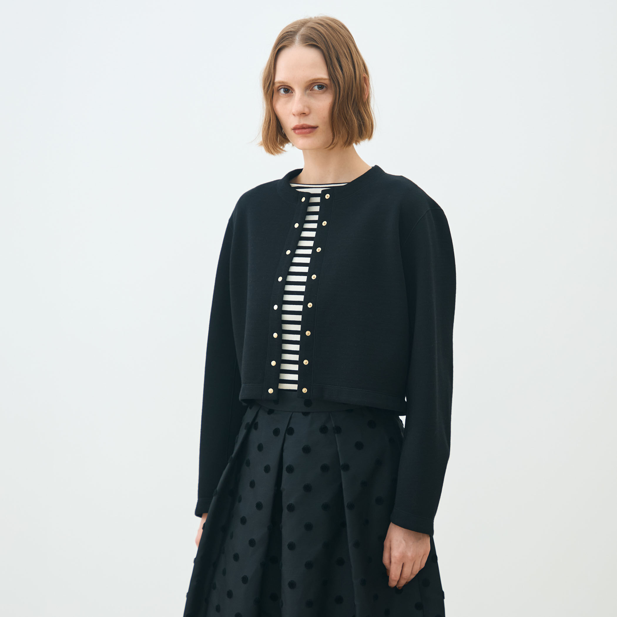 4704【美品】ドゥロワー　12Gクルーネックニットジャケット　M 紺 Drawer（ドゥロワー）の「Drawer 12Gクルーネックニット