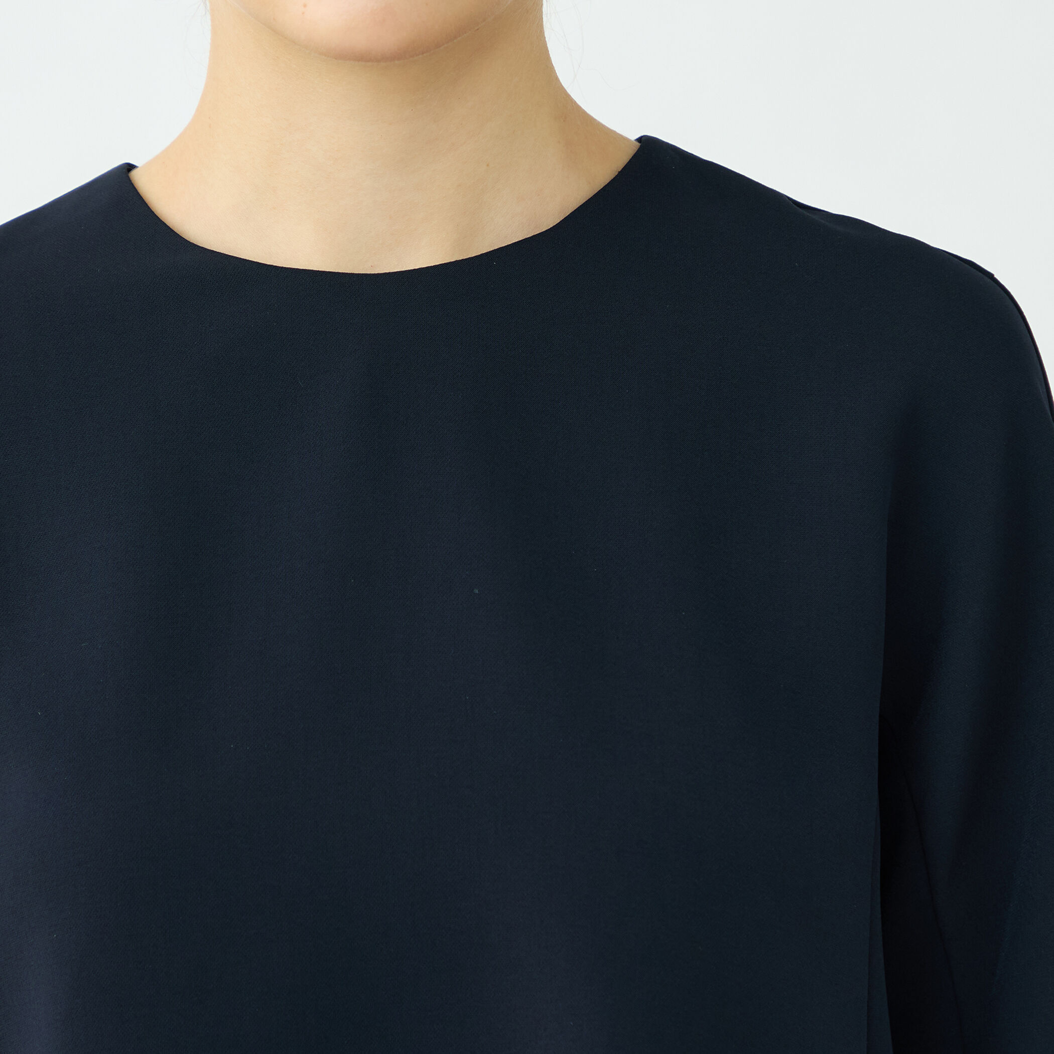 ドライダブルクロス クルーネックプルオーバー｜トゥモローランド 公式通販