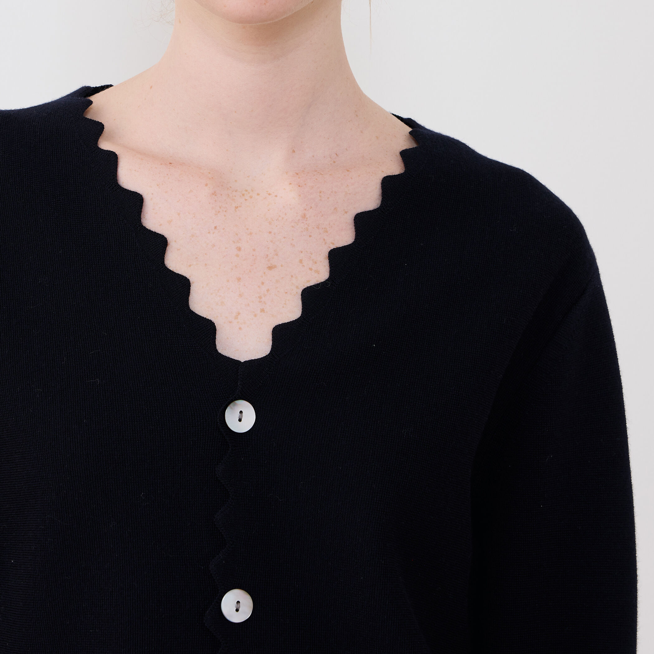 【美品】plage ミラノリブVネックカーディガン ユニクロ公式 | ミラノリブVネックカーディガン（長袖）