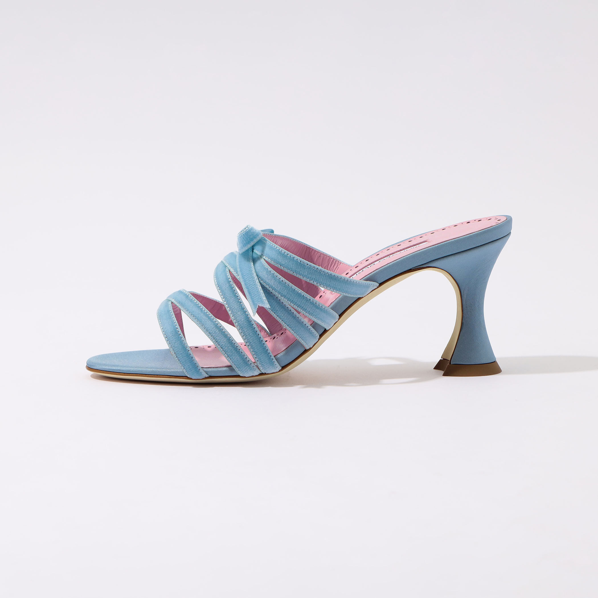 MANOLO BLAHNIK CLEMENTEL ミュールサンダル｜トゥモローランド 公式通販