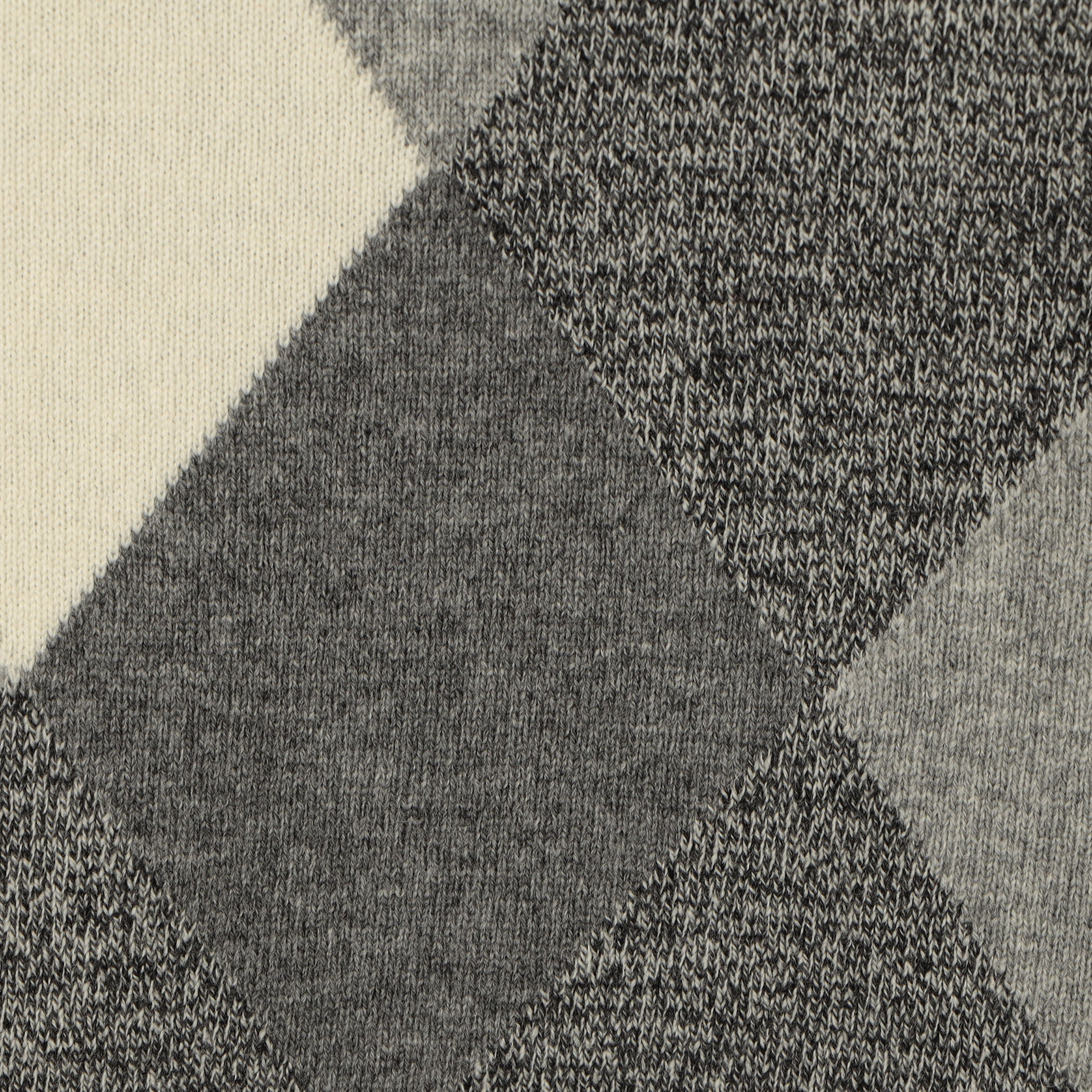 ウールアーガイル フーデッドプルオーバー｜トゥモローランド 公式通販