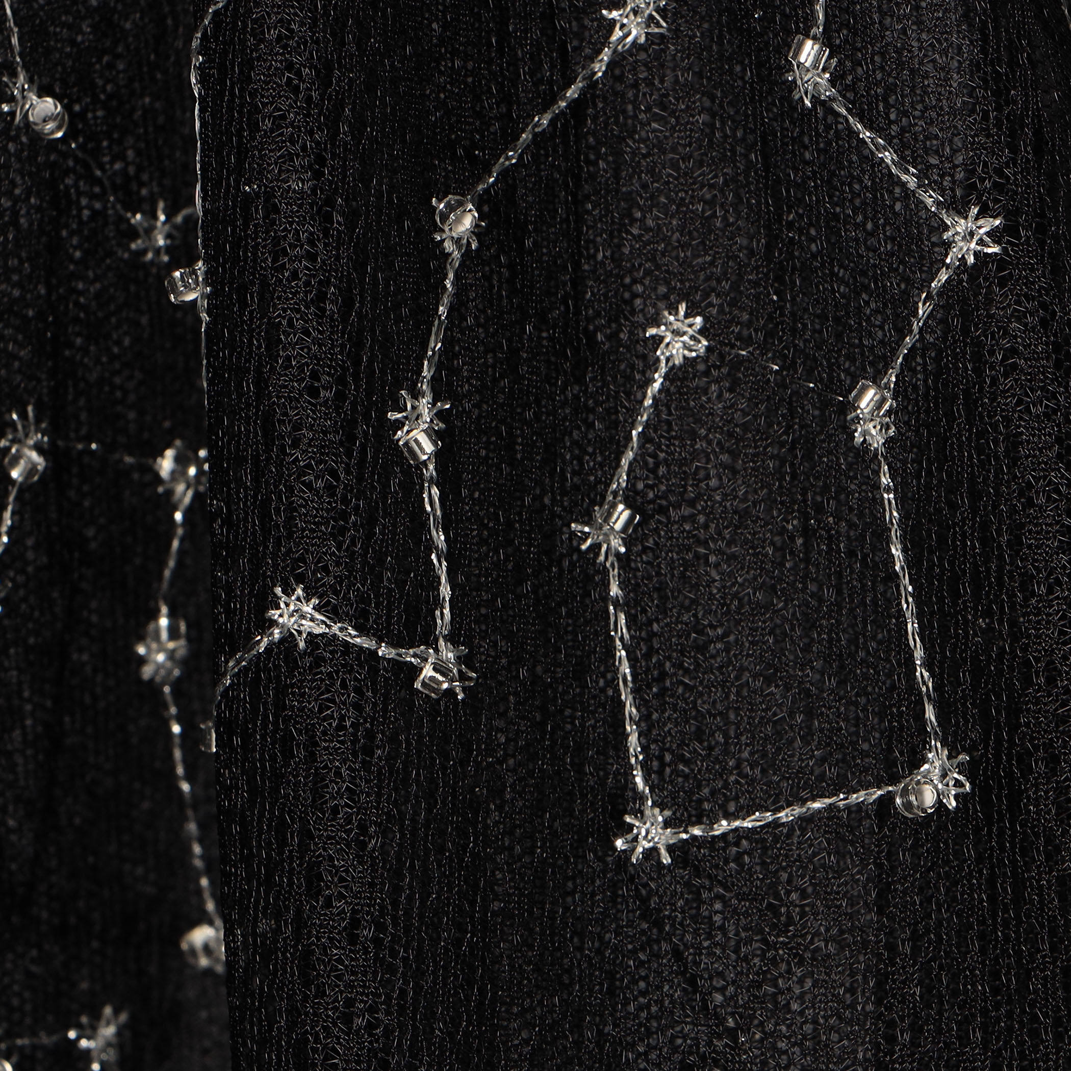 ビーズチュールエンブロイダリー スタンドボートネックブラウス