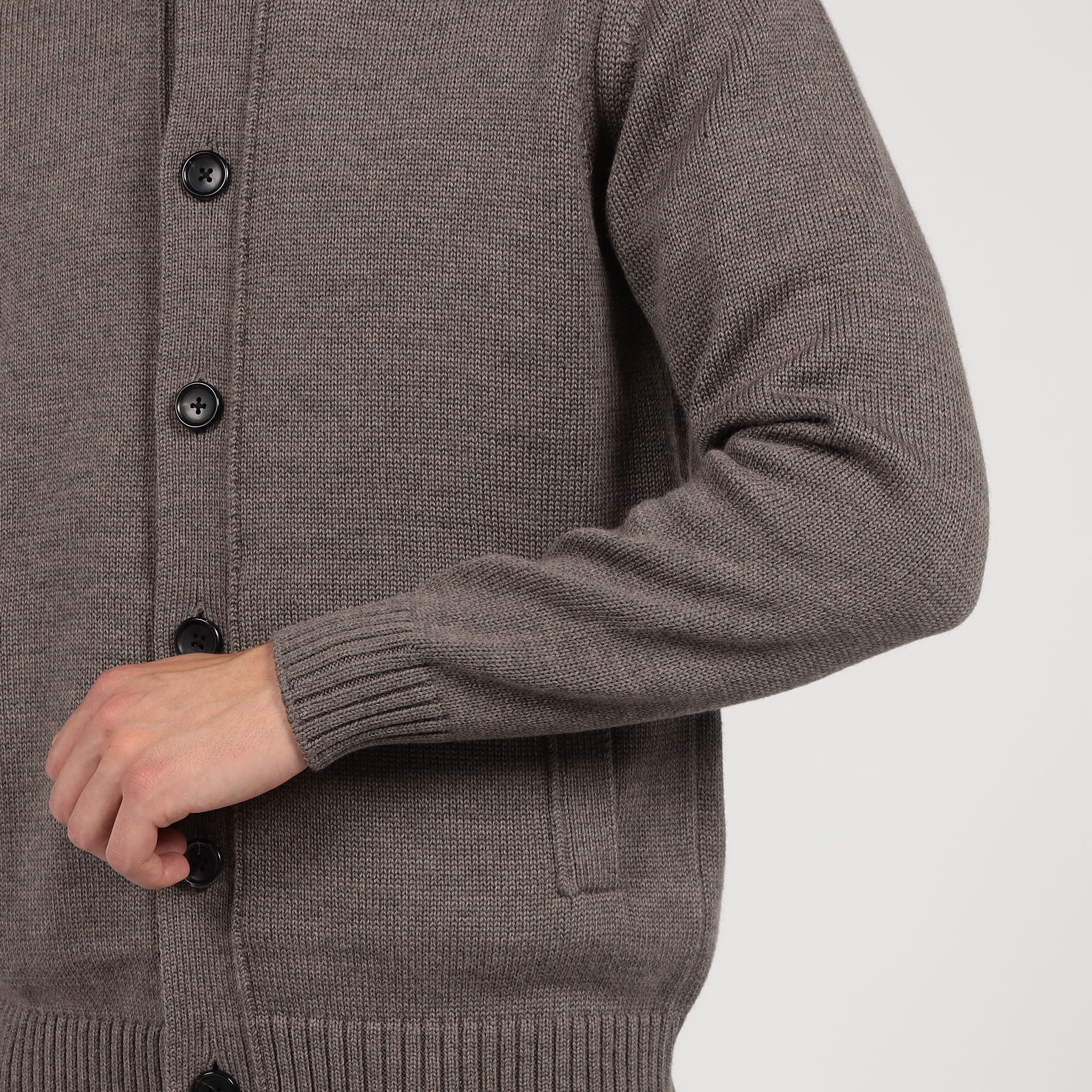 TOMORROWLAND ダークブラウン ケーブル編みカーディガン TOMORROWLAND ダークブラウン ケーブル編みカーディガン - メルカリ