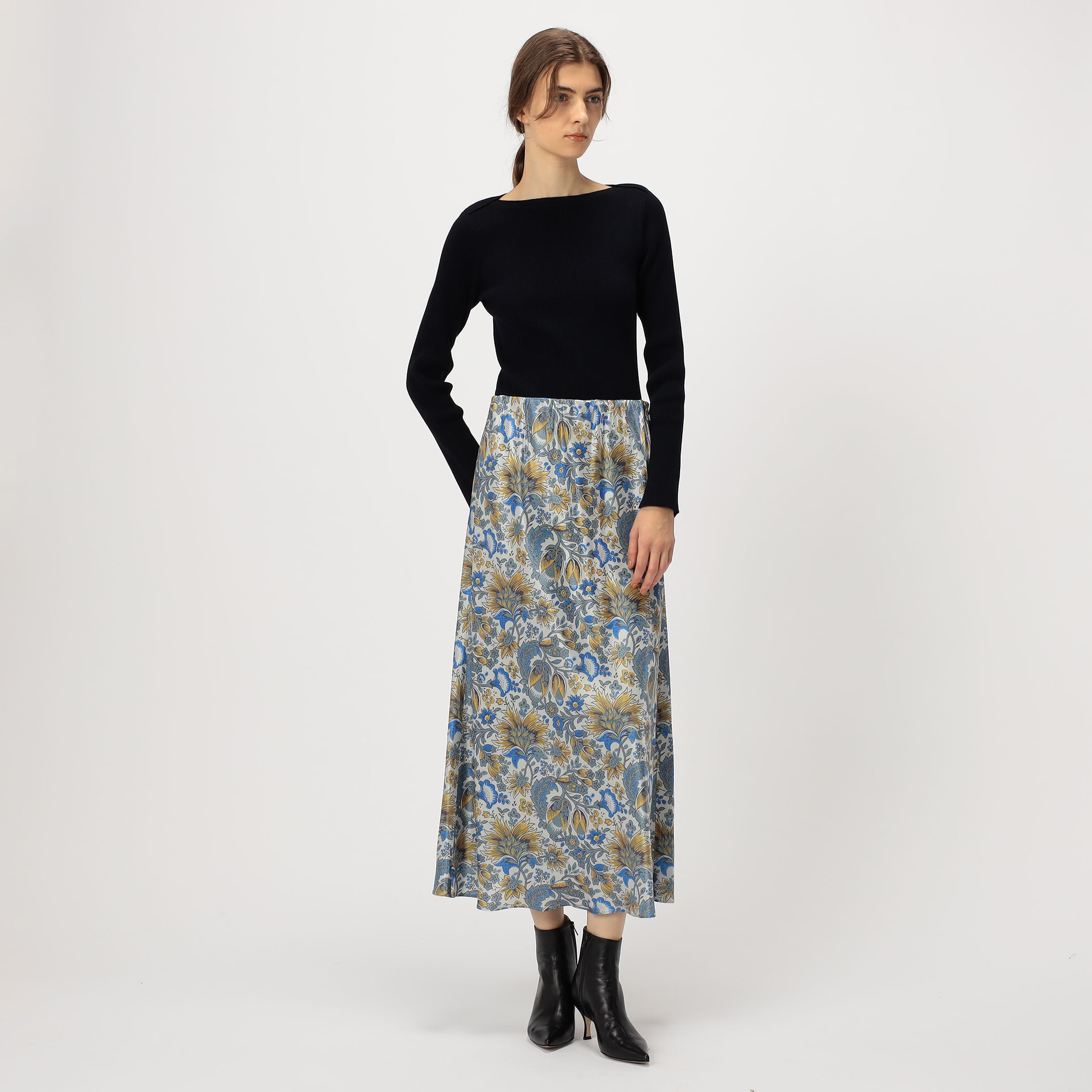 トリアセテートサテン バイアスナロースカート｜トゥモローランド 公式通販