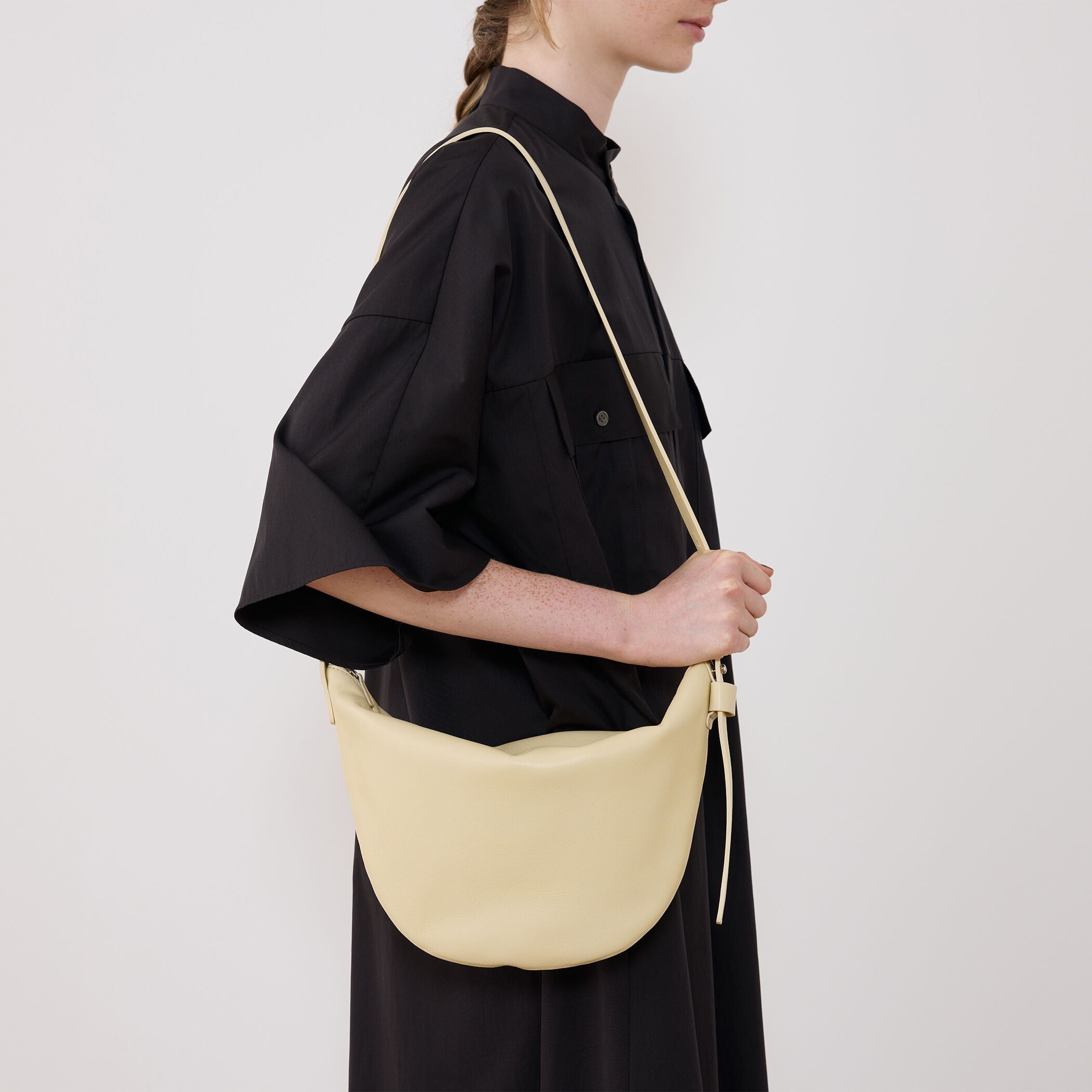 Bucket Buggage Orange Piece ショルダーバッグ｜トゥモローランド