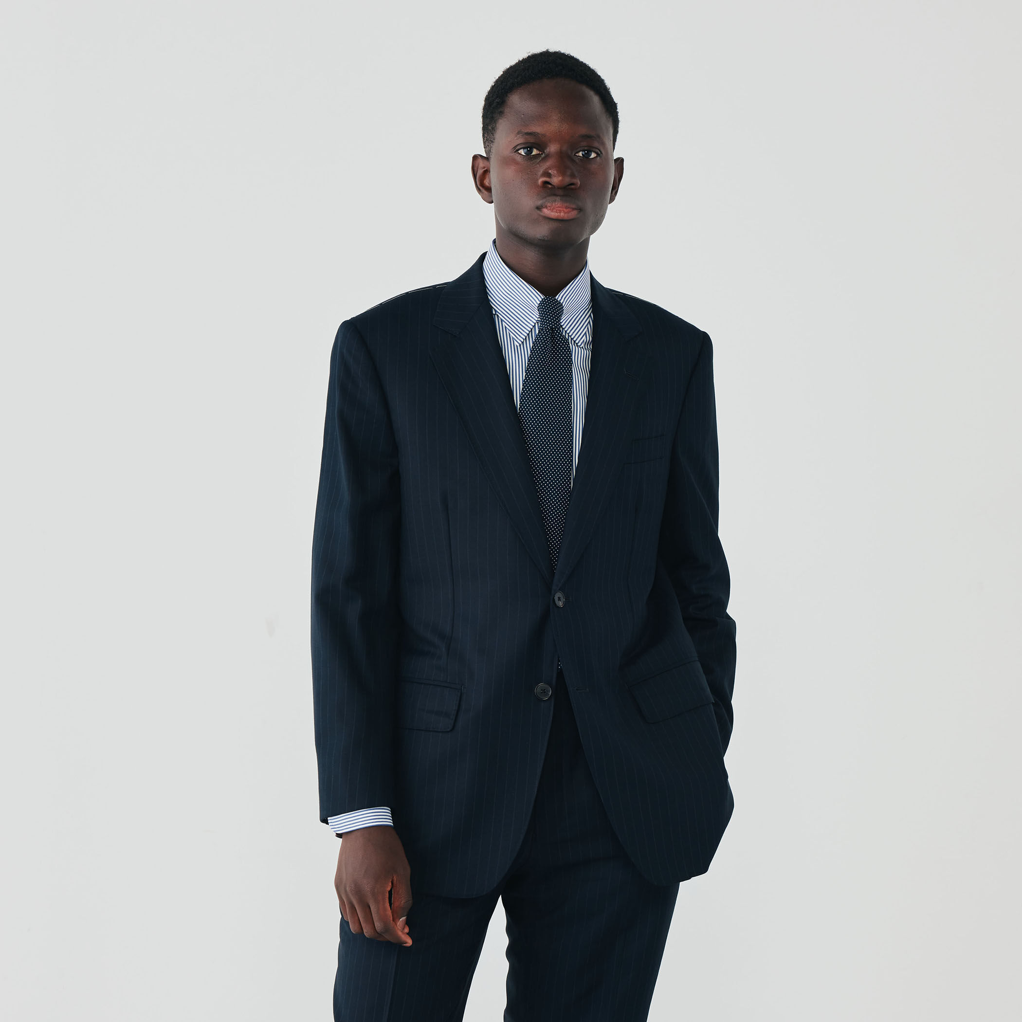 MAISON et VOYAGE シルクプリント1mmドット ワイドタイ