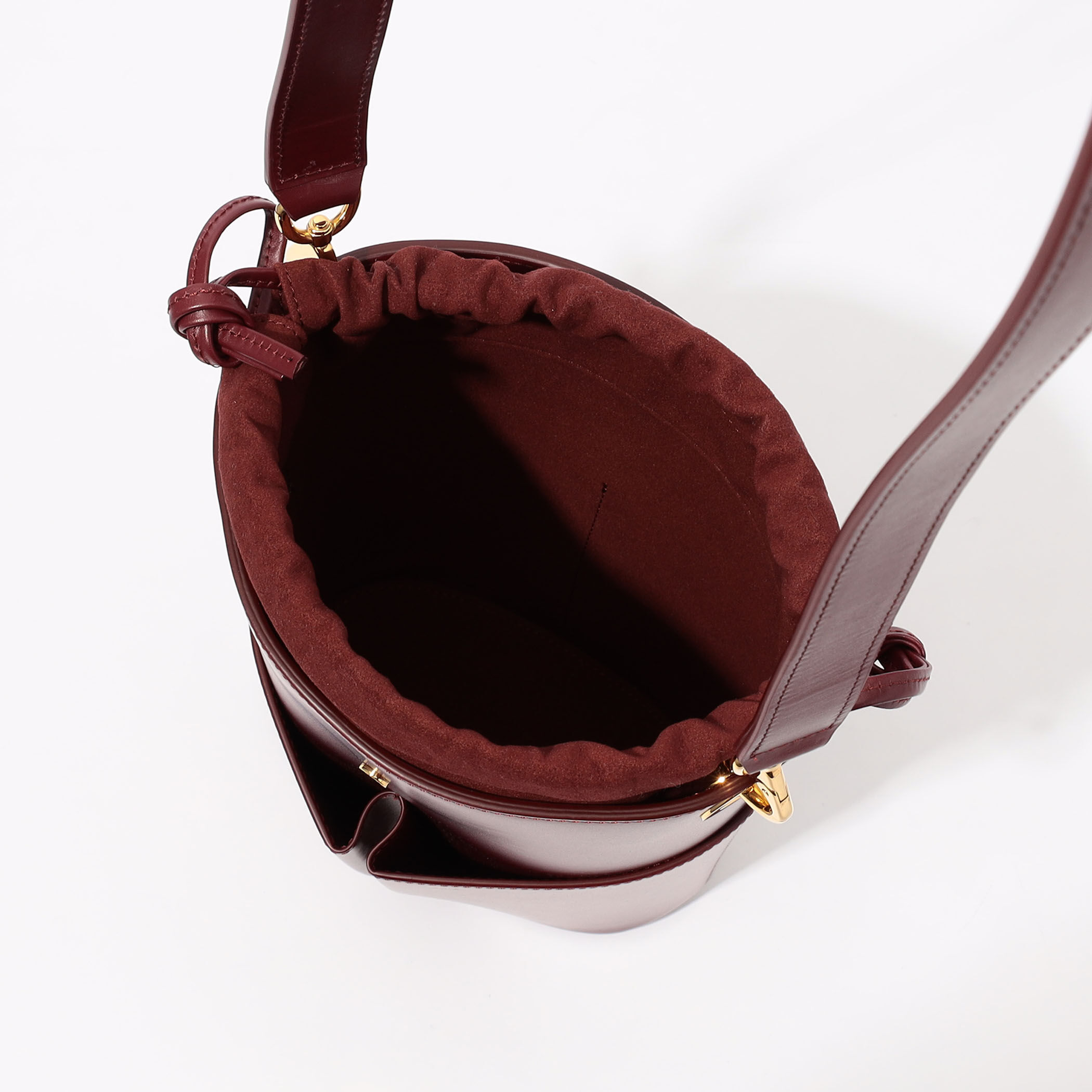 Low Five in Smooth Dulce calfskin – RSVP Paris