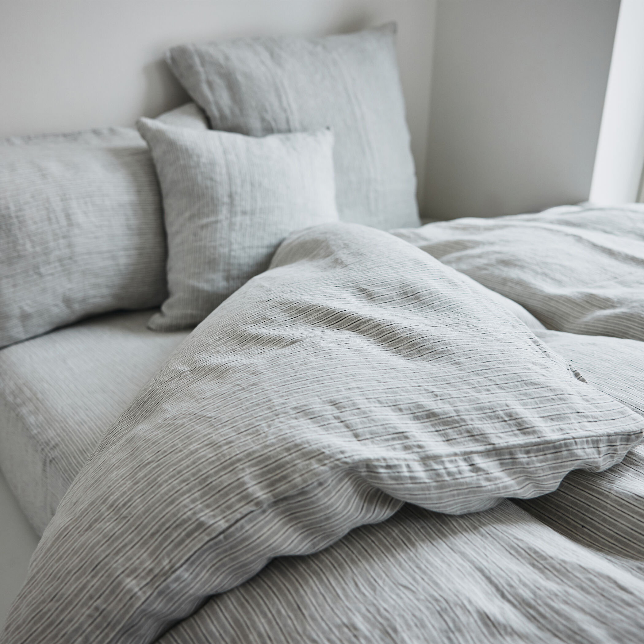 ストライプリネン フラットシーツ（シングル）｜トゥモローランド 公式通販